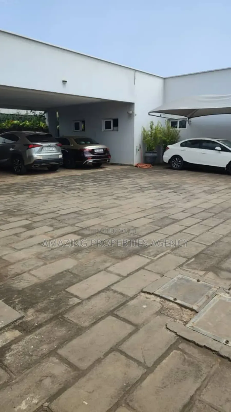 5bdrm House in Airport Hills for sale in Airport Residential Area