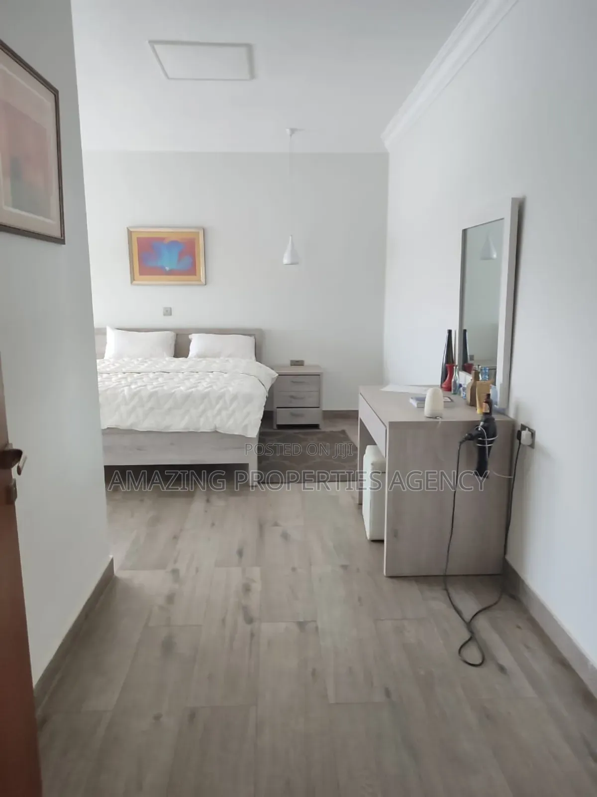 5bdrm House in Airport Hills for sale in Airport Residential Area