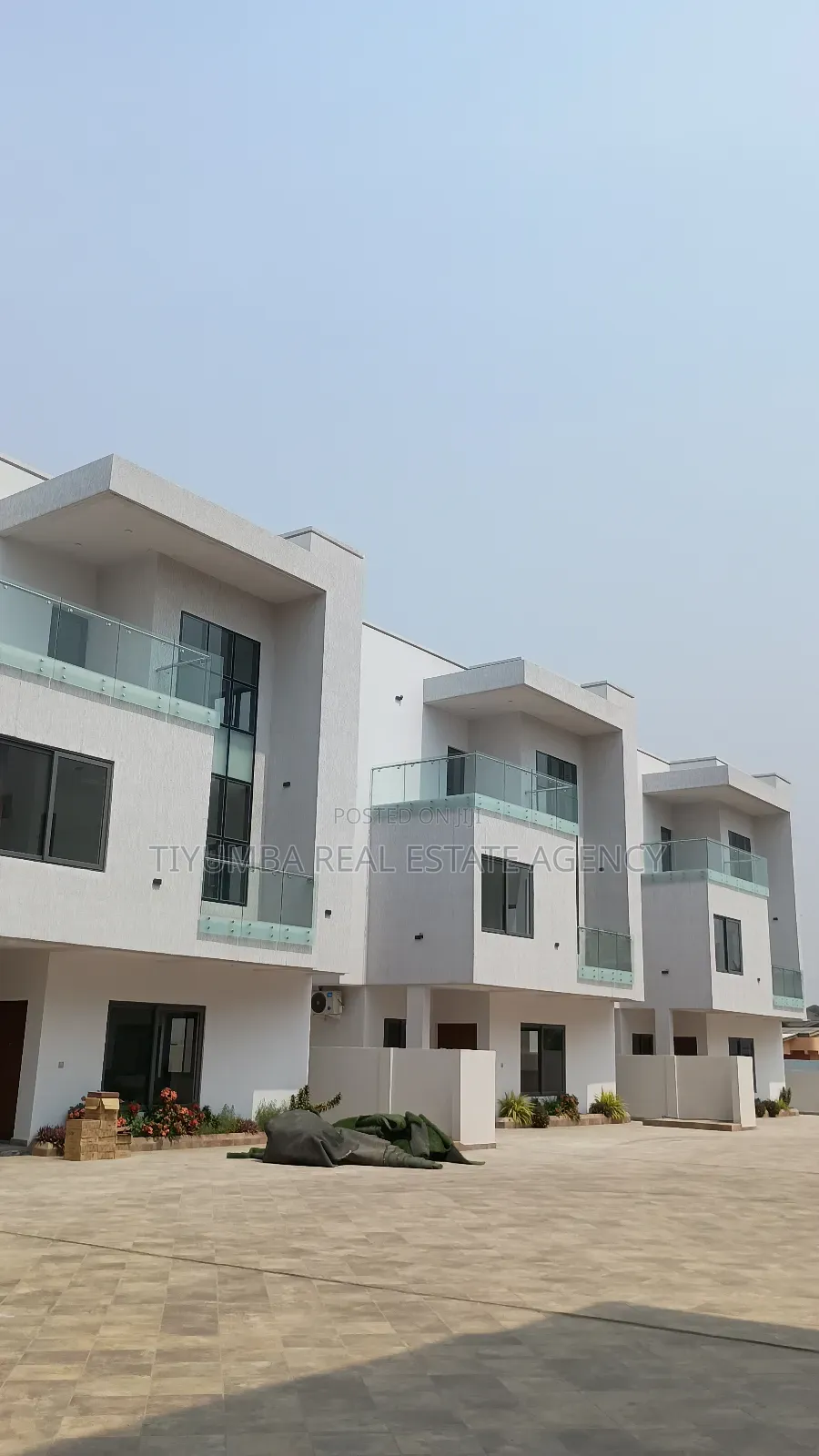 4bdrm Duplex in Tiyumba Real Estate, East Legon for rent in East Legon
