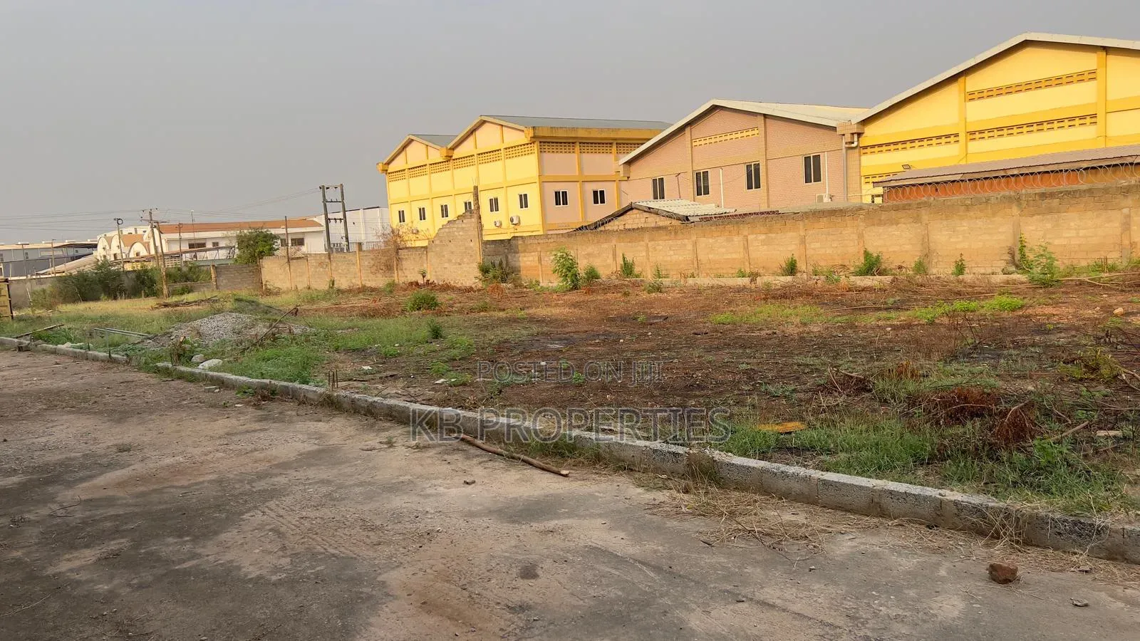 Warehouse for Sale in Spintex