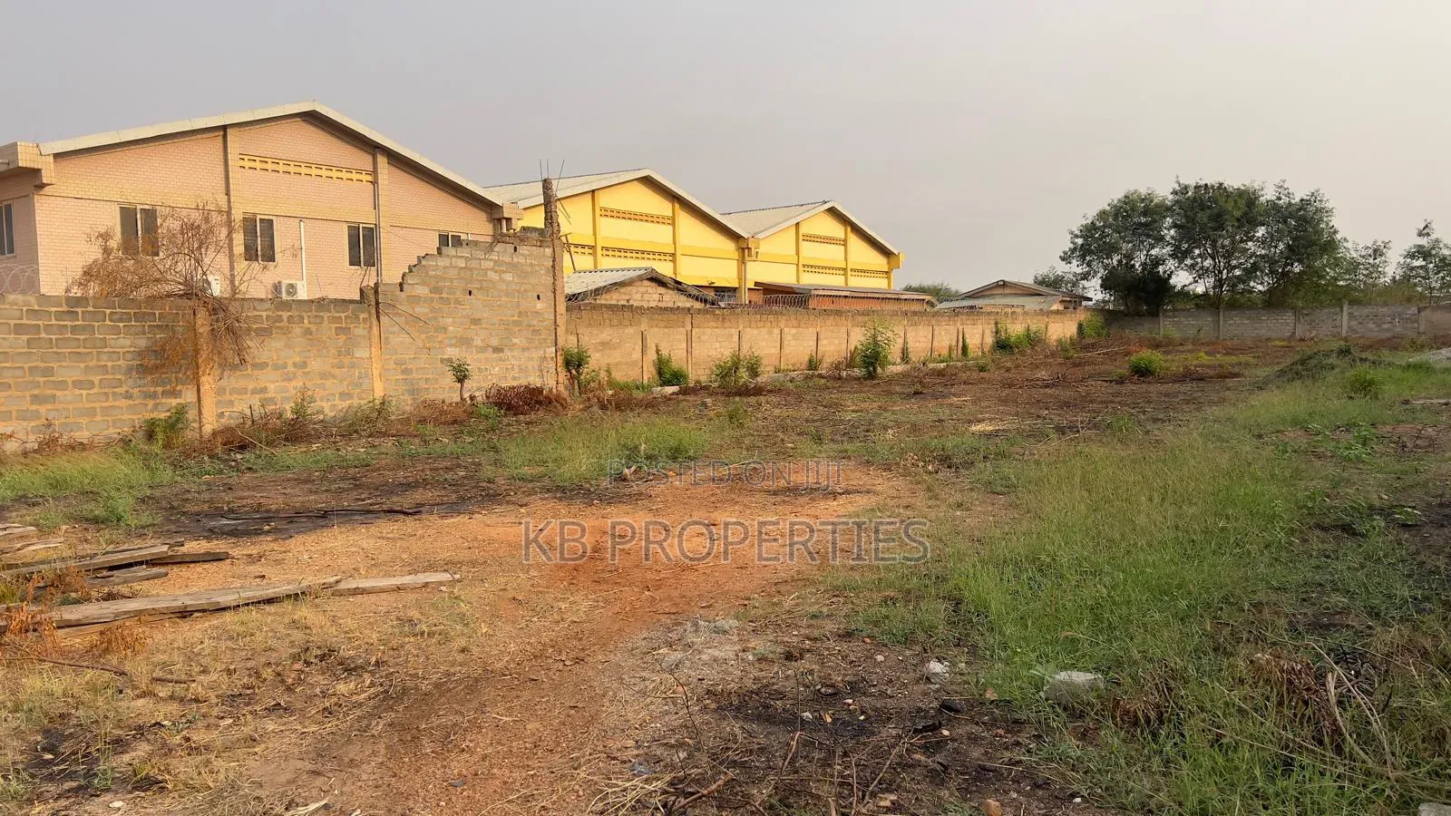 Warehouse for Sale in Spintex