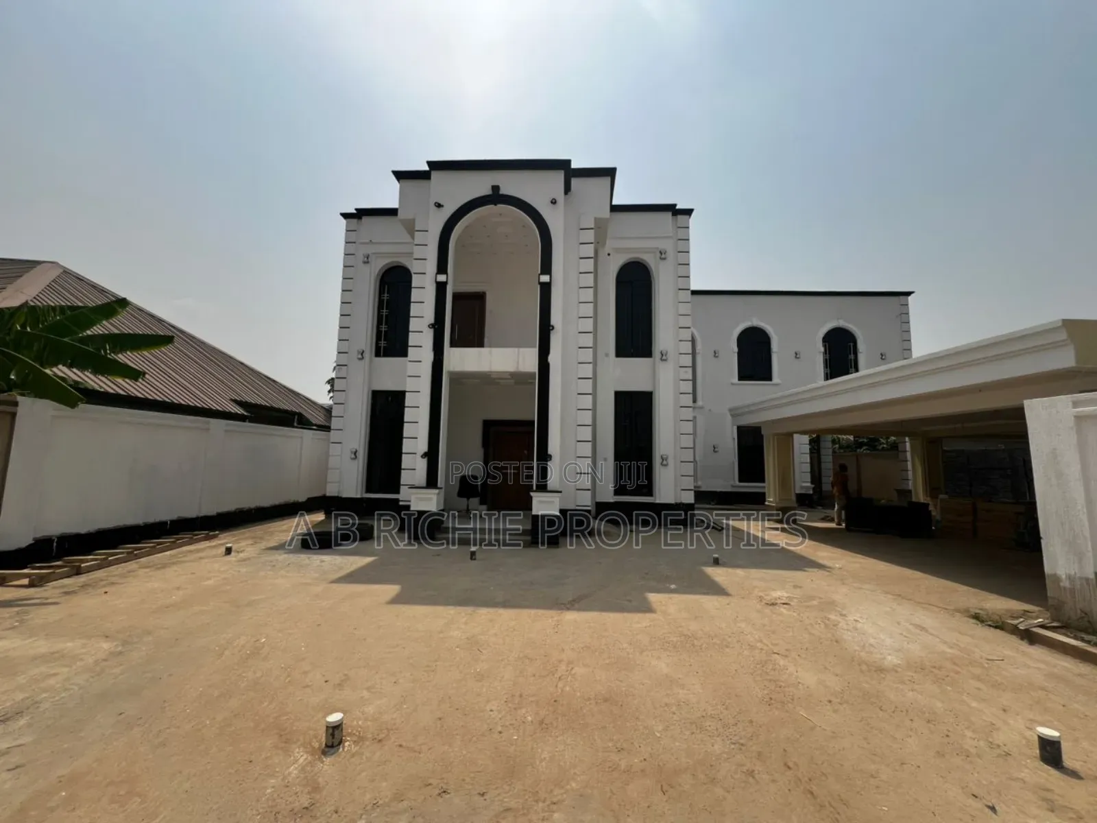 7bdrm Mansion in Ab Richie Properties, Ashaley Botwe for sale in Ashaley Botwe