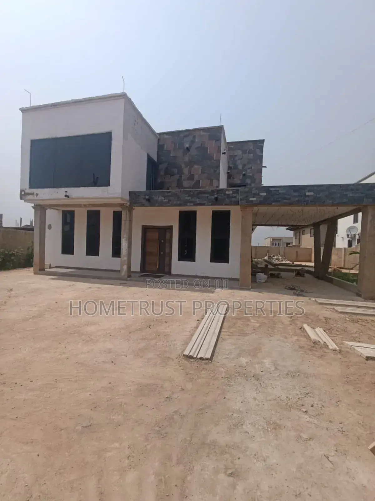4bdrm Duplex in Hometrust Properties, Ablekuma for sale in Ablekuma