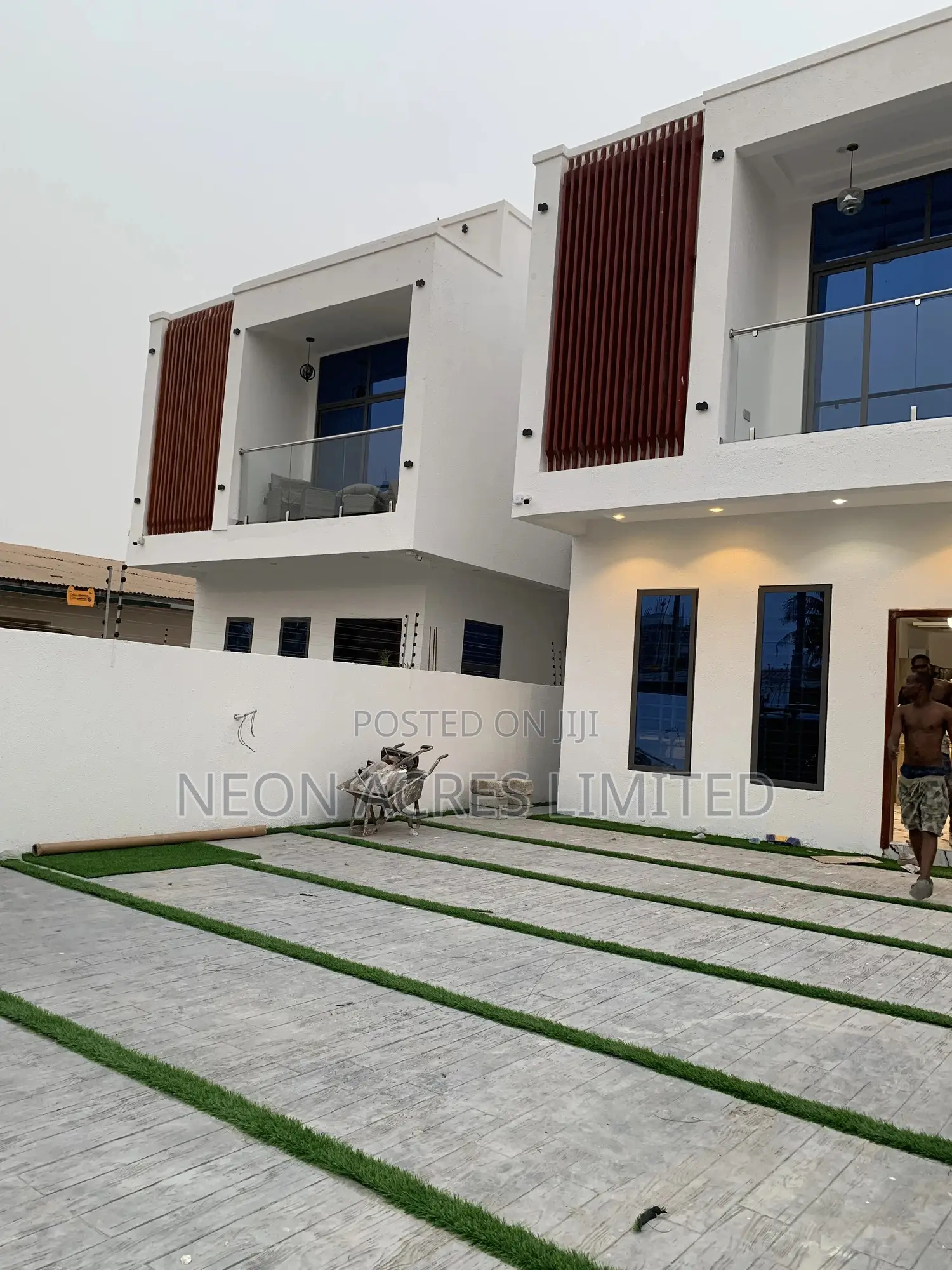 4bdrm House in Silverwood Residence, East Legon for sale in East Legon