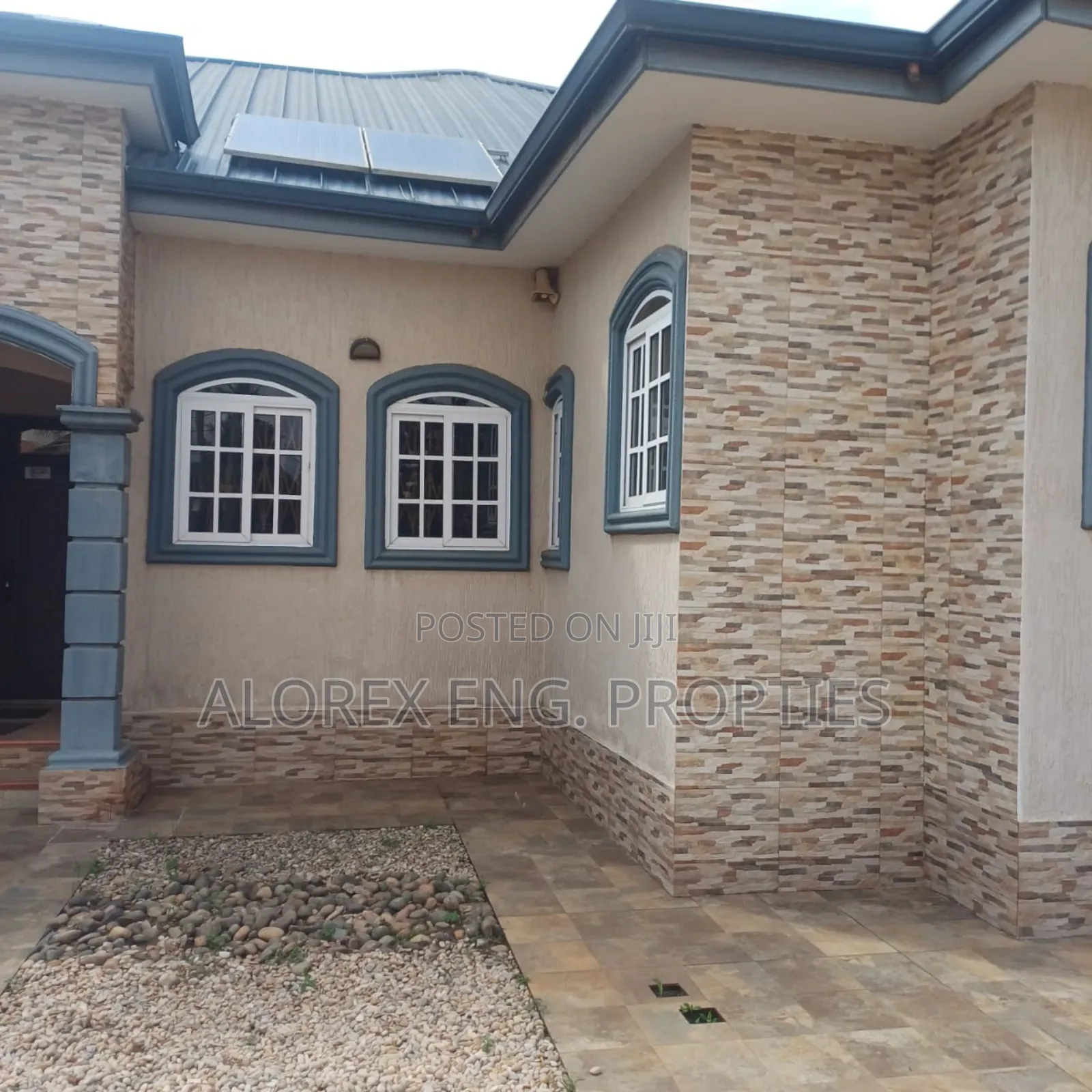 4bdrm House in $250,000, Oyarifa for sale in Oyarifa