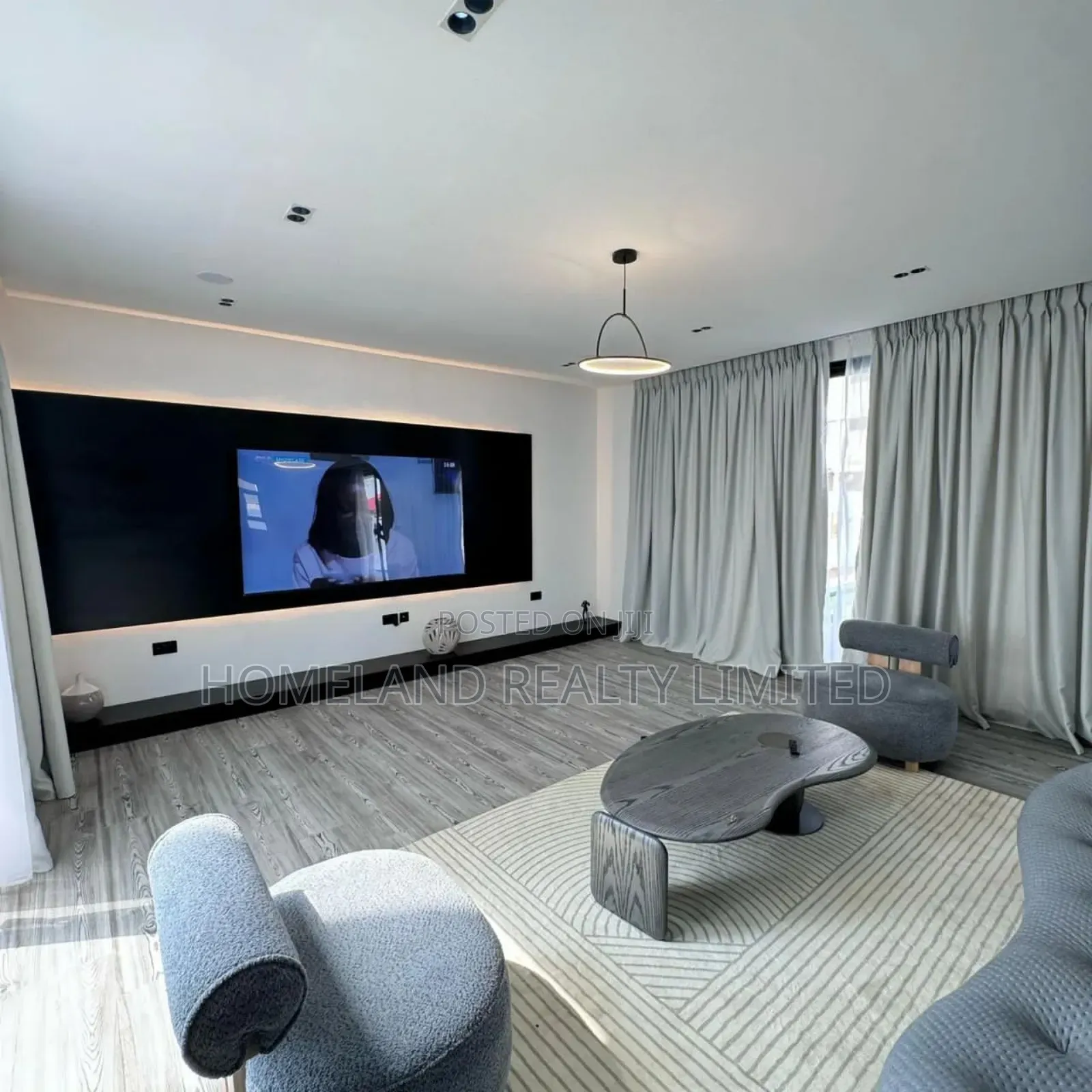 Furnished 4bdrm Duplex in East Legon America for sale in American House