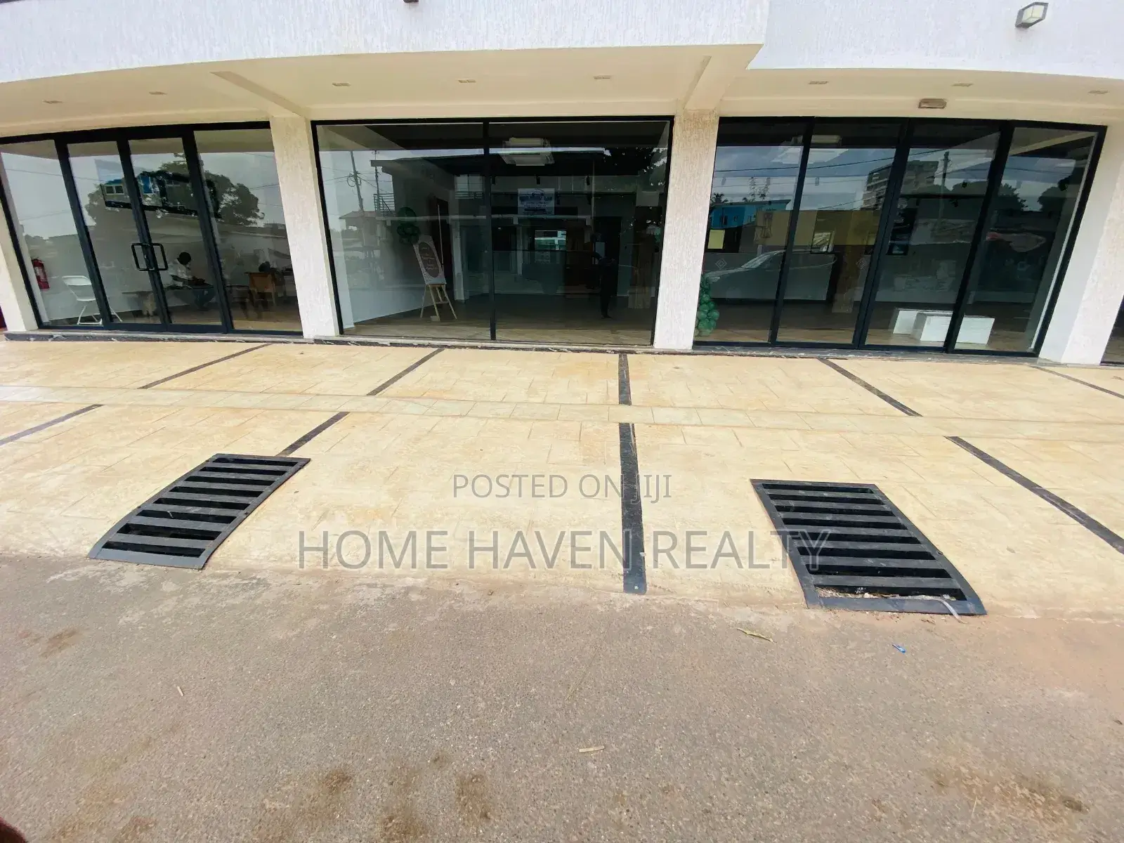 221 Square Meter Office Space for Rent at Abelemkpe in Abelemkpe