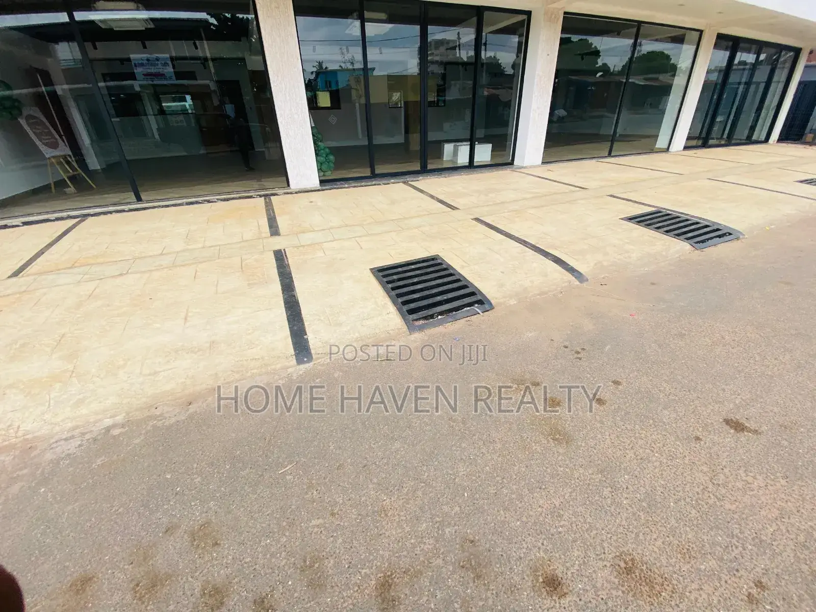 221 Square Meter Office Space for Rent at Abelemkpe in Abelemkpe
