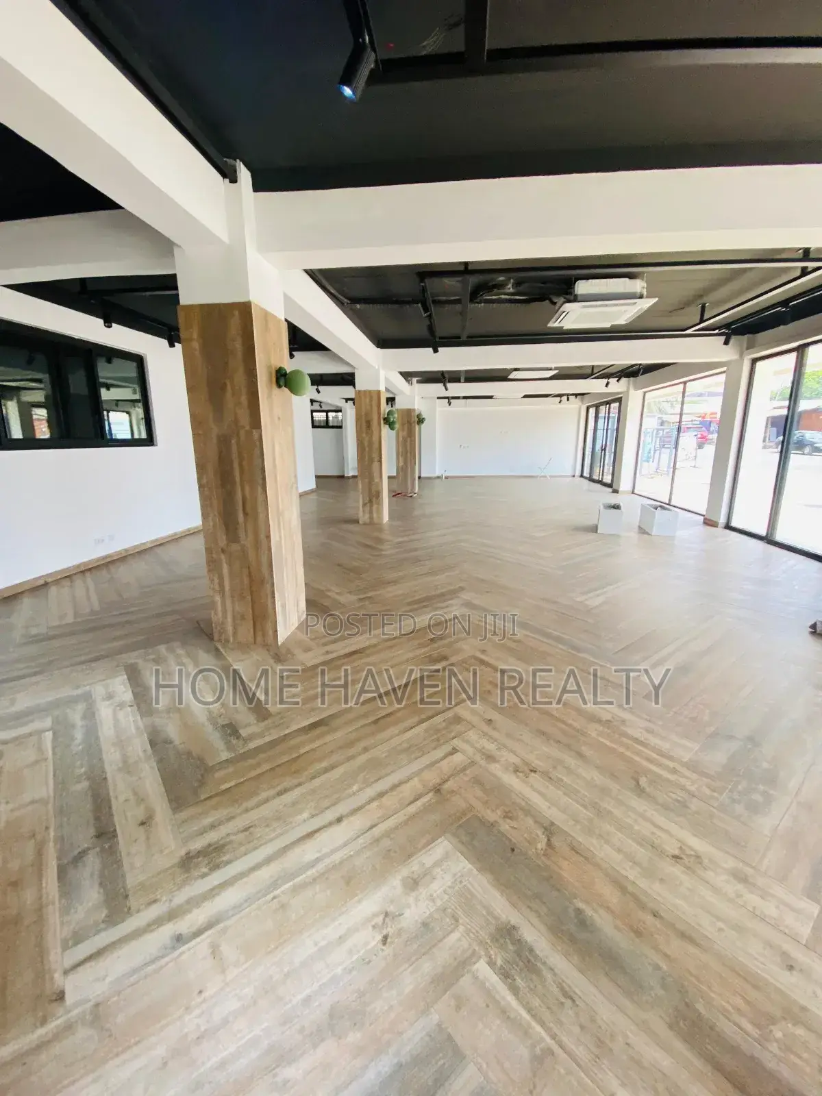 221 Square Meter Office Space for Rent at Abelemkpe in Abelemkpe