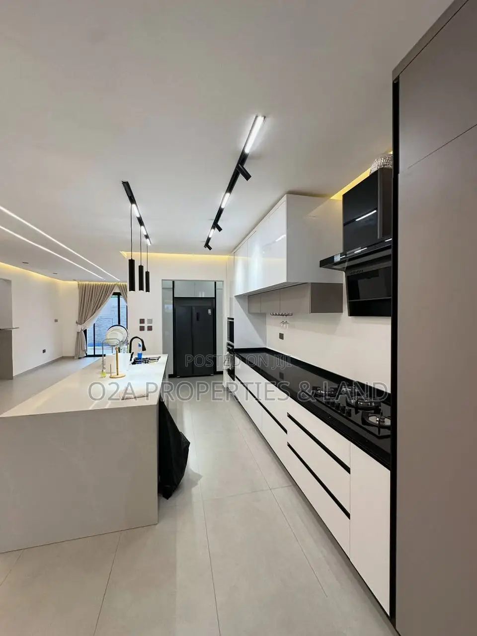Furnished 4bdrm House in East Legon, Bawaleshie for sale in Bawaleshie