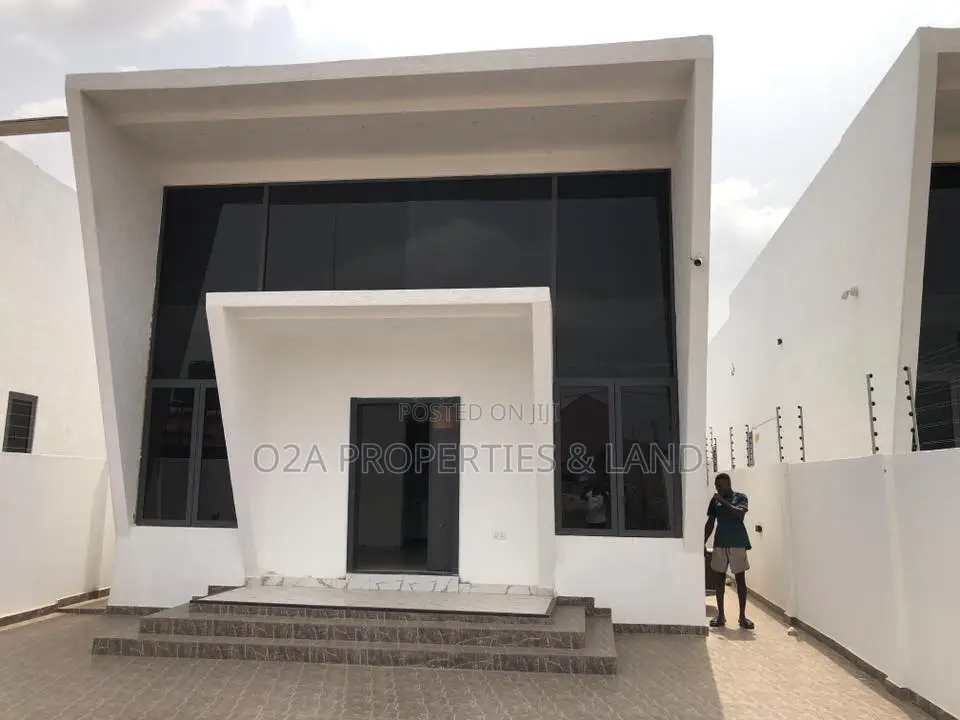 3bdrm House in Agbogba, School Park Area for sale in School Park Area