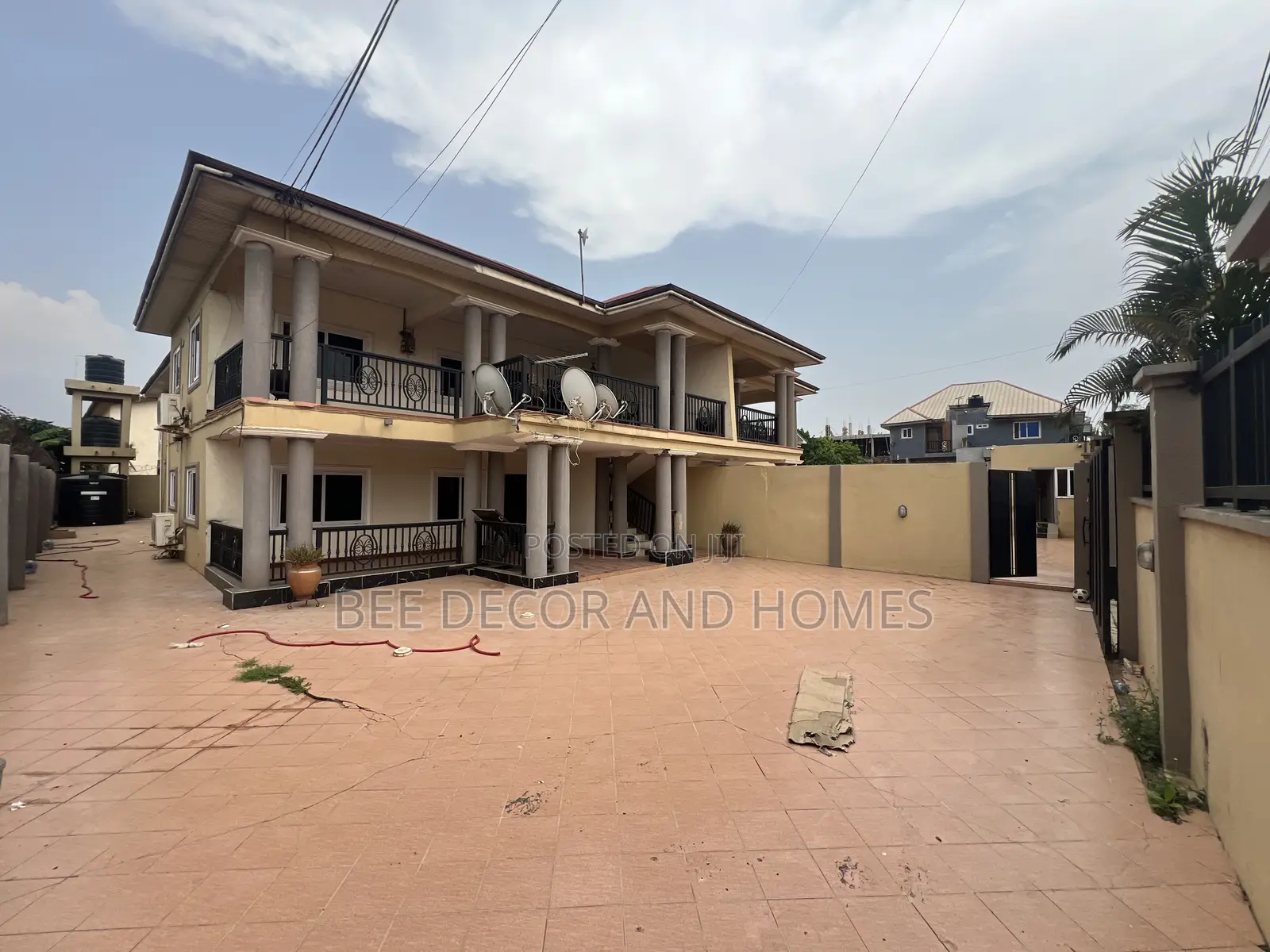 3bdrm Apartment in Bee Speed, West Legon for rent in West Legon
