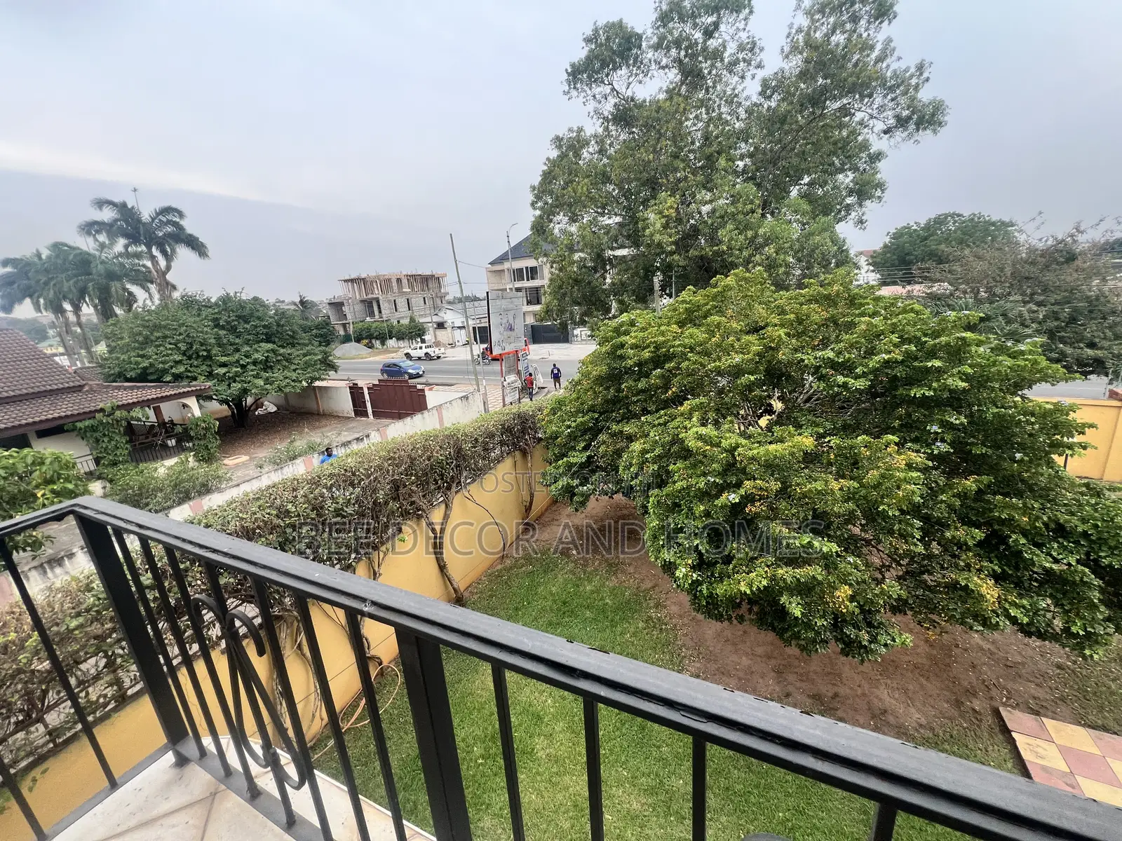 4bdrm Mansion in Bee Decor & Homes, West Legon for rent in West Legon