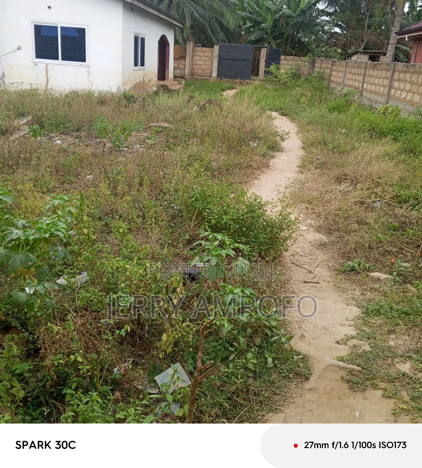 2bdrm Mansion in Taifa-Burkina for sale in Taifa-Burkina