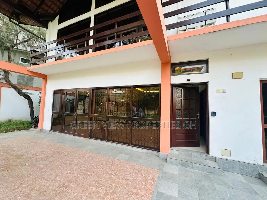 Furnished 4bdrm Duplex in Cantonments for sale in Cantonments