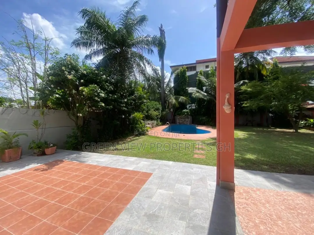 Furnished 4bdrm Duplex in Cantonments for sale in Cantonments