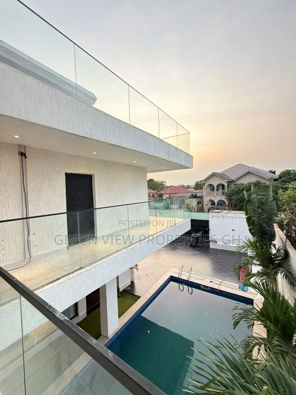 Furnished 5bdrm Duplex in East Legon for sale in East Legon