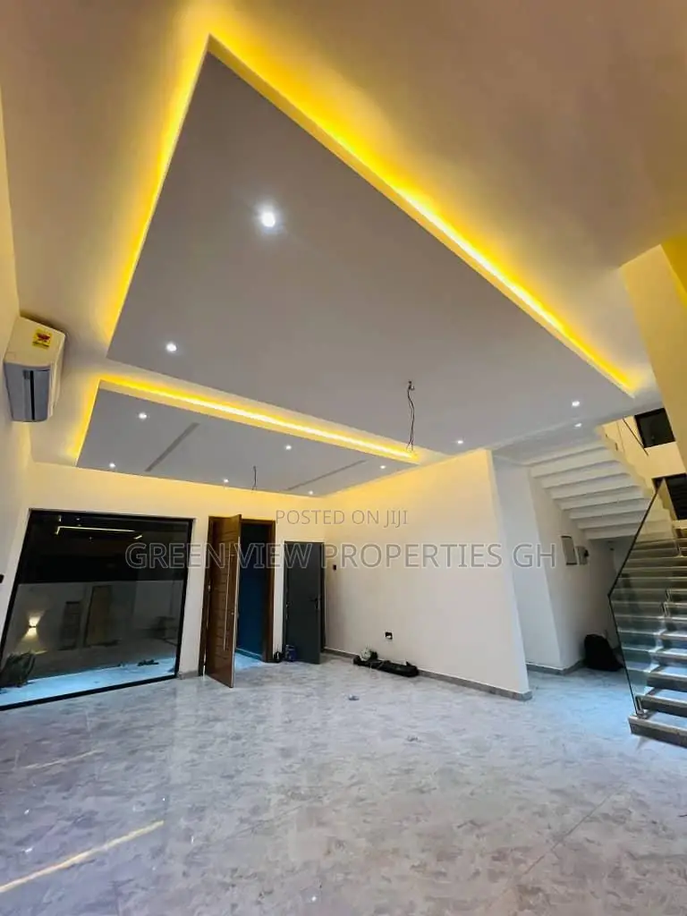 Furnished 4bdrm Duplex in Abokobi for sale in Abokobi