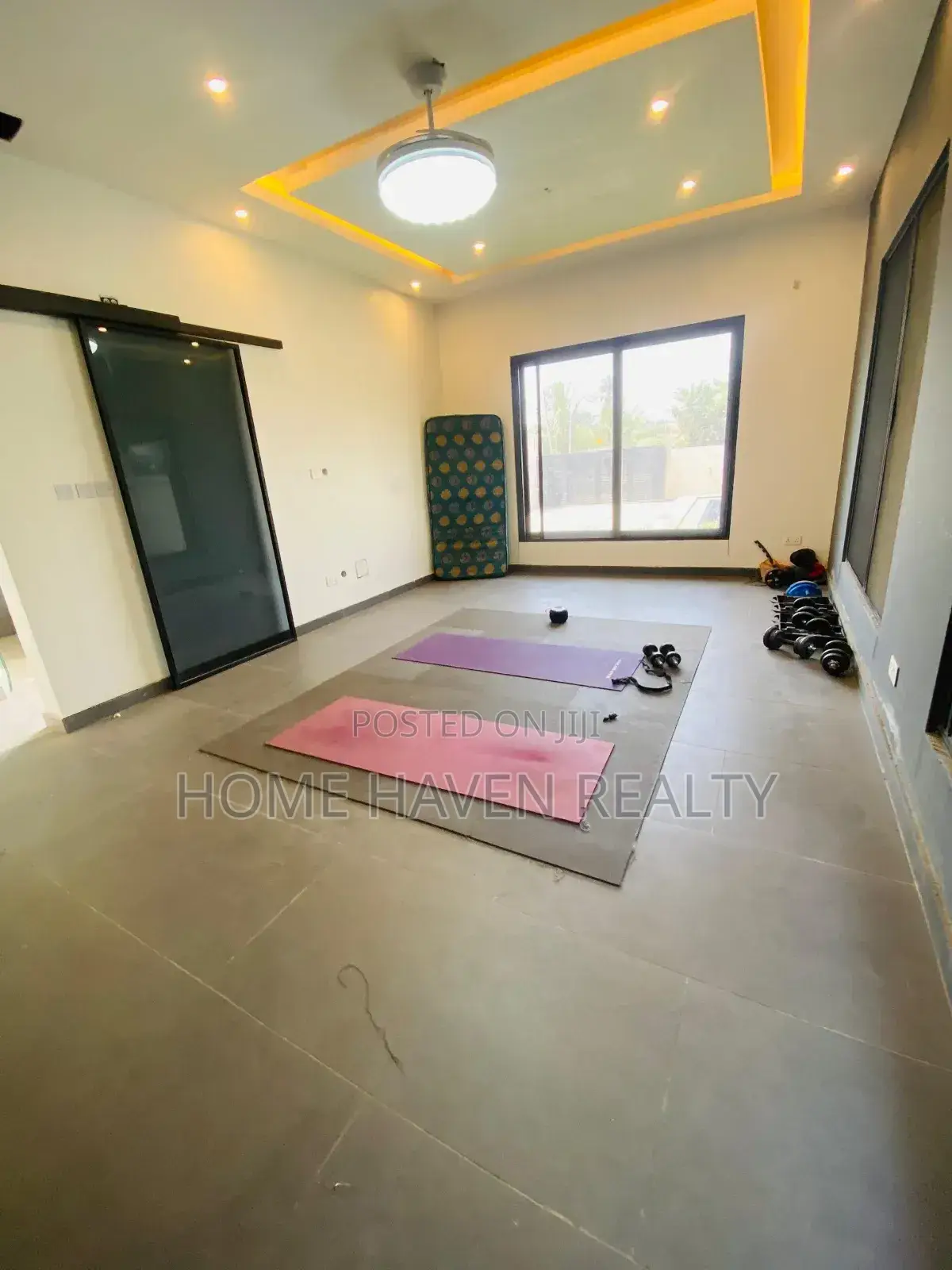 5bdrm House in Abelemkpe for sale in Abelemkpe