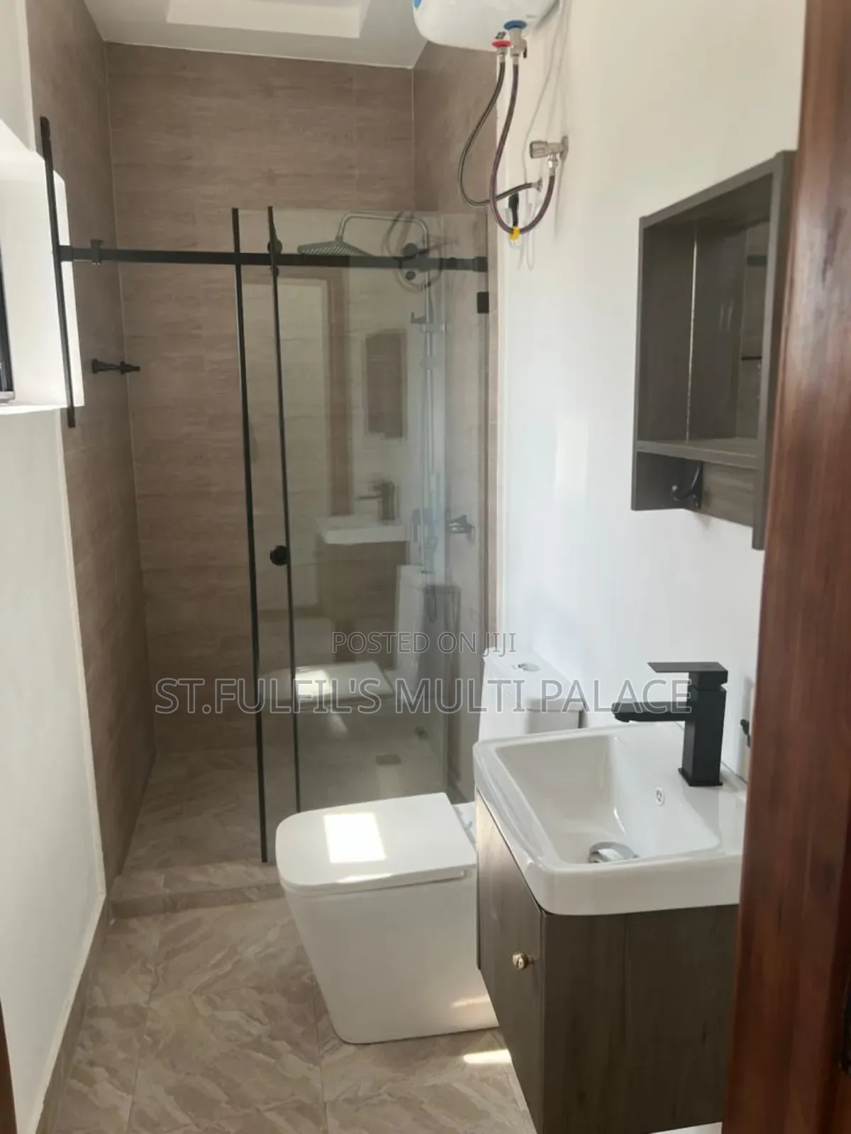 4bdrm House in Oyarifa, Adenta for sale in Adenta