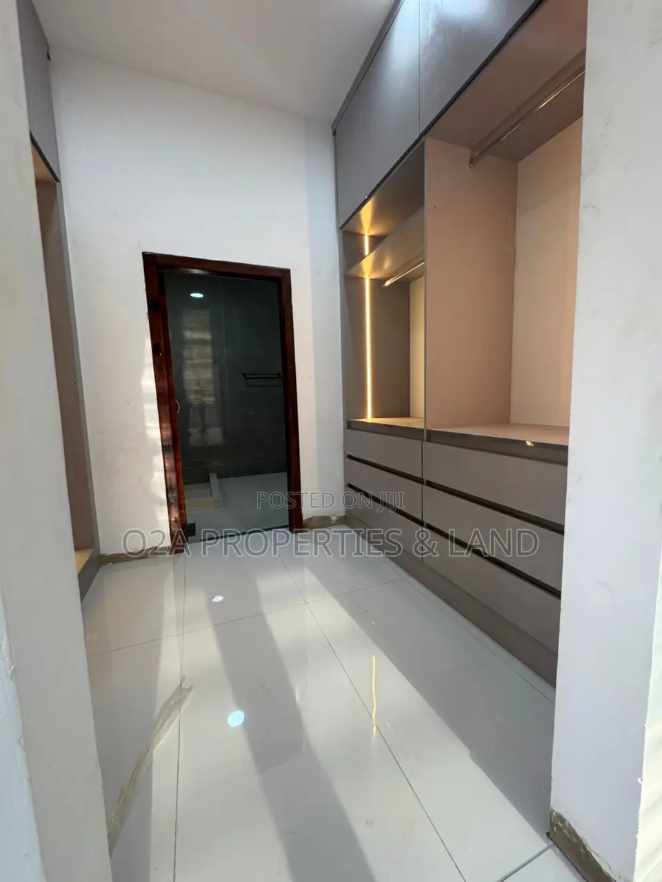 3bdrm House in Lashibi, Sakumono for sale in Sakumono