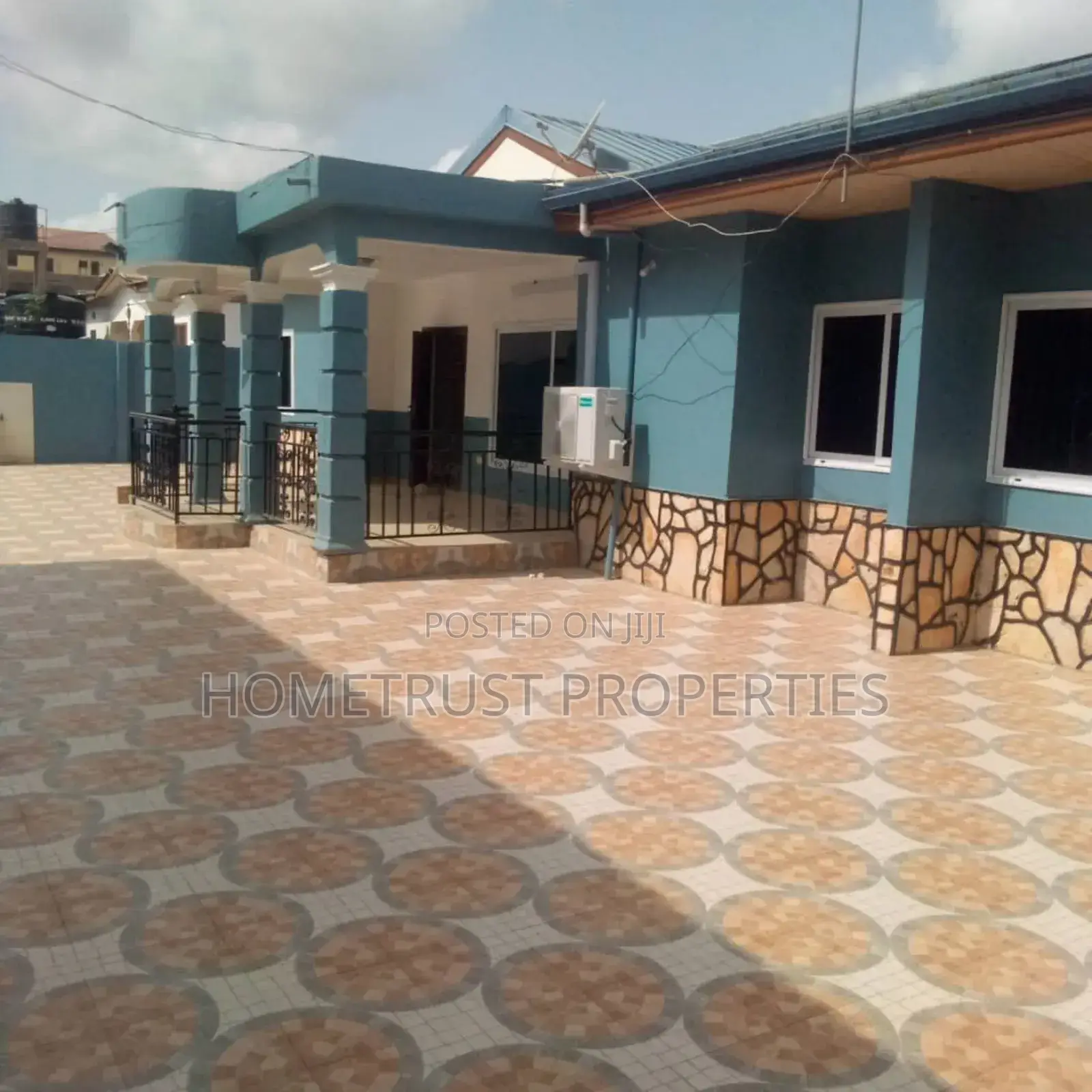 6bdrm House in Hometrust Properties, Amasaman for sale in Amasaman