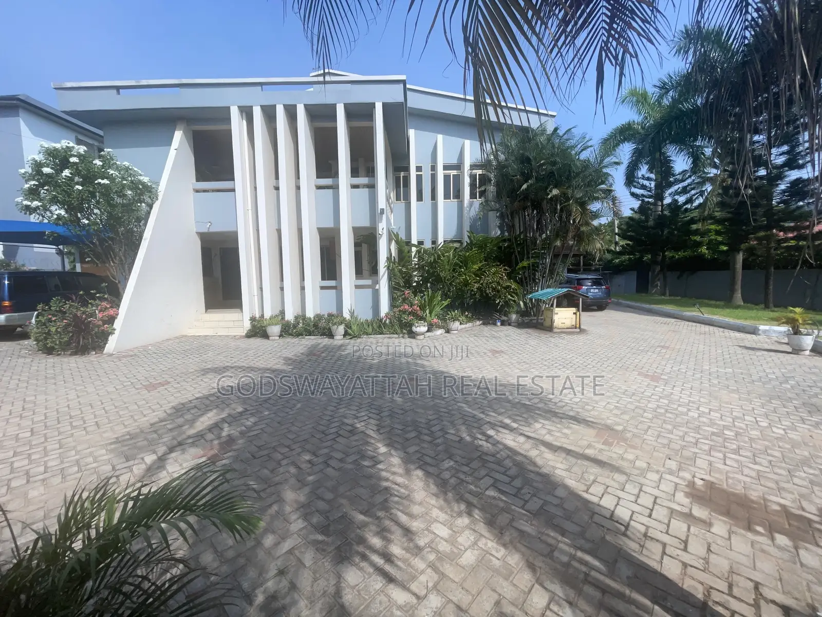 3bdrm Apartment in East Legon, Adjiriganor for rent in Adjiriganor