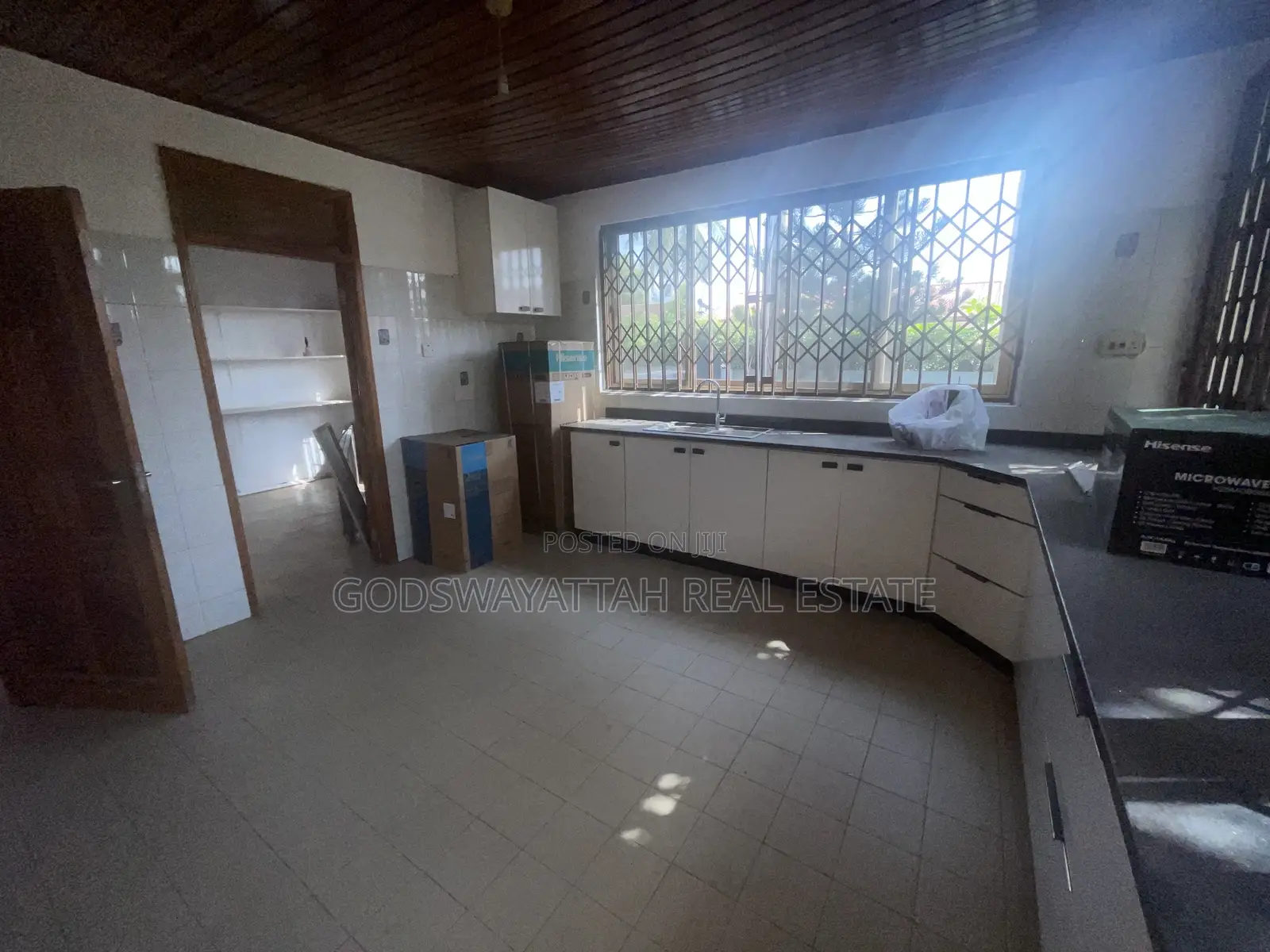 3bdrm Apartment in East Legon, Adjiriganor for rent in Adjiriganor