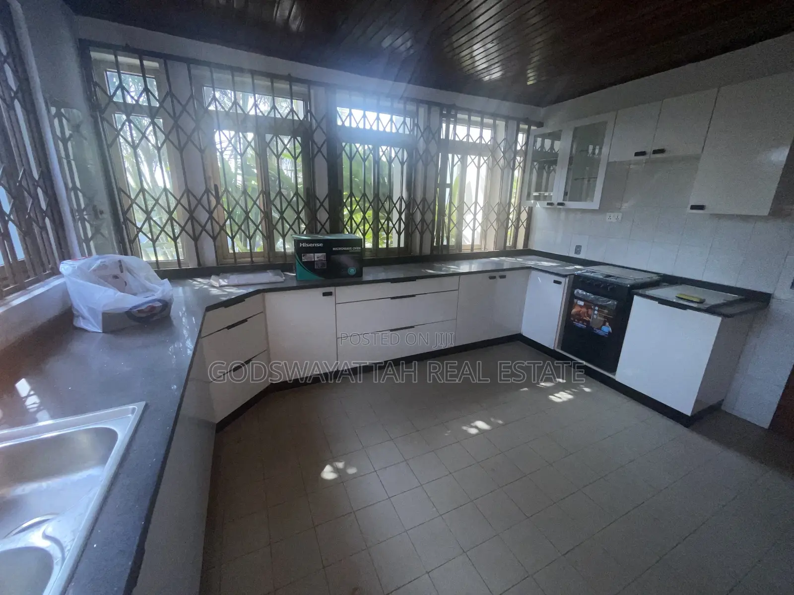 3bdrm Apartment in East Legon, Adjiriganor for rent in Adjiriganor