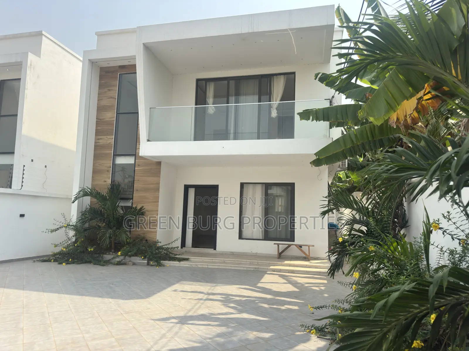 5bdrm House in Green, East Legon for rent in East Legon
