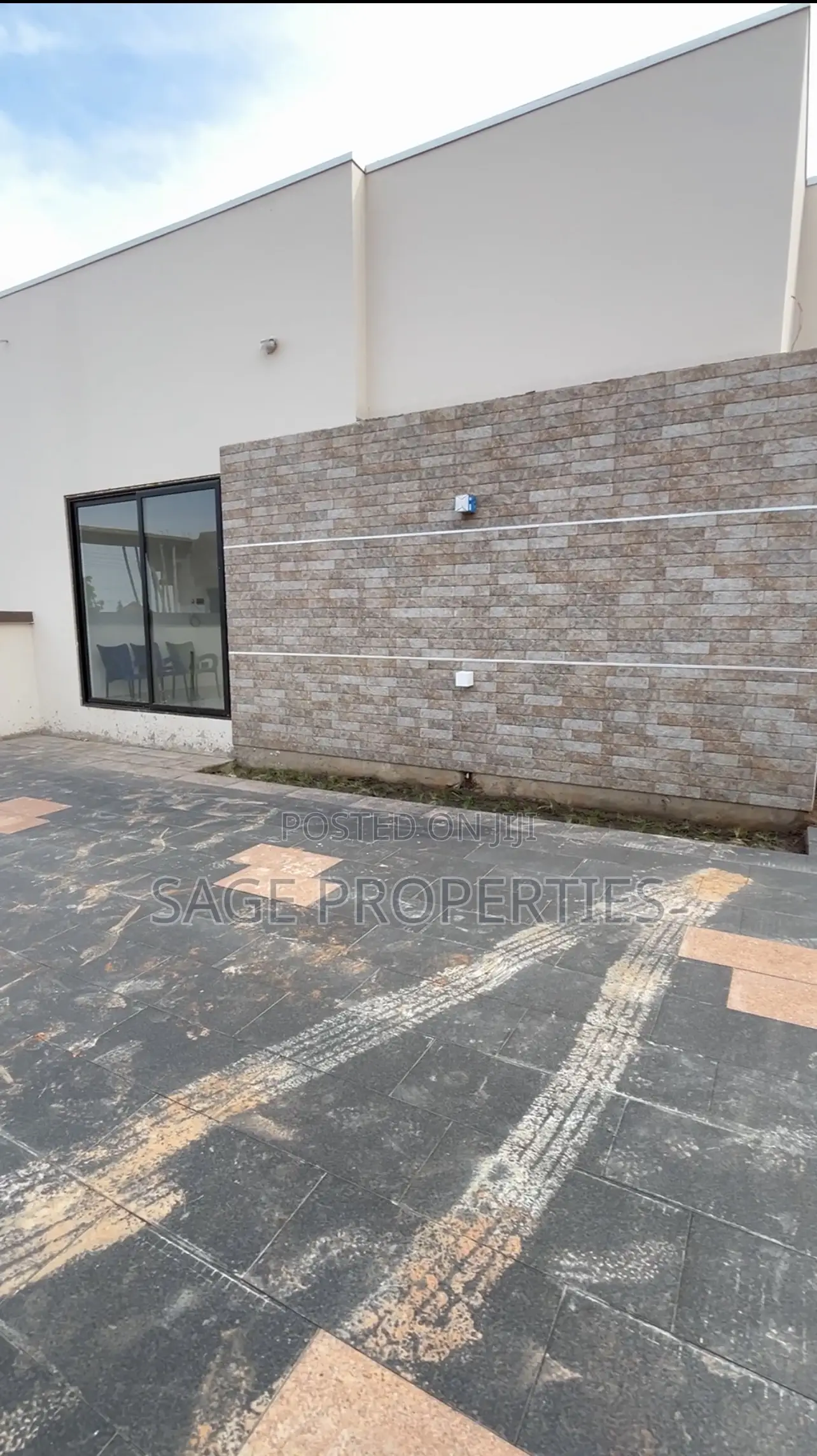 3bdrm House in Arthur'S Court, Nmai-Dzorn for sale in Nmai-Dzorn