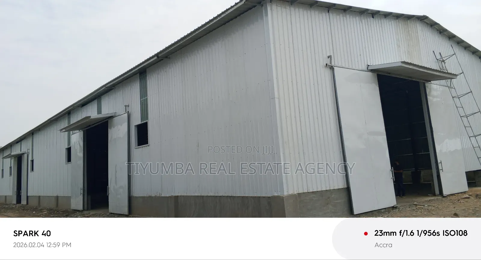 1200 SQM Warehouse for Rent at East Airport Spintex. in Spintex