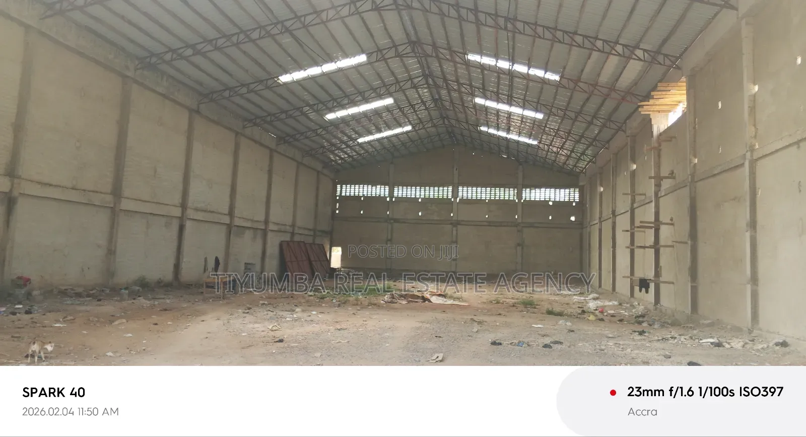 1200 SQM Warehouse for Rent at East Airport Spintex. in Spintex