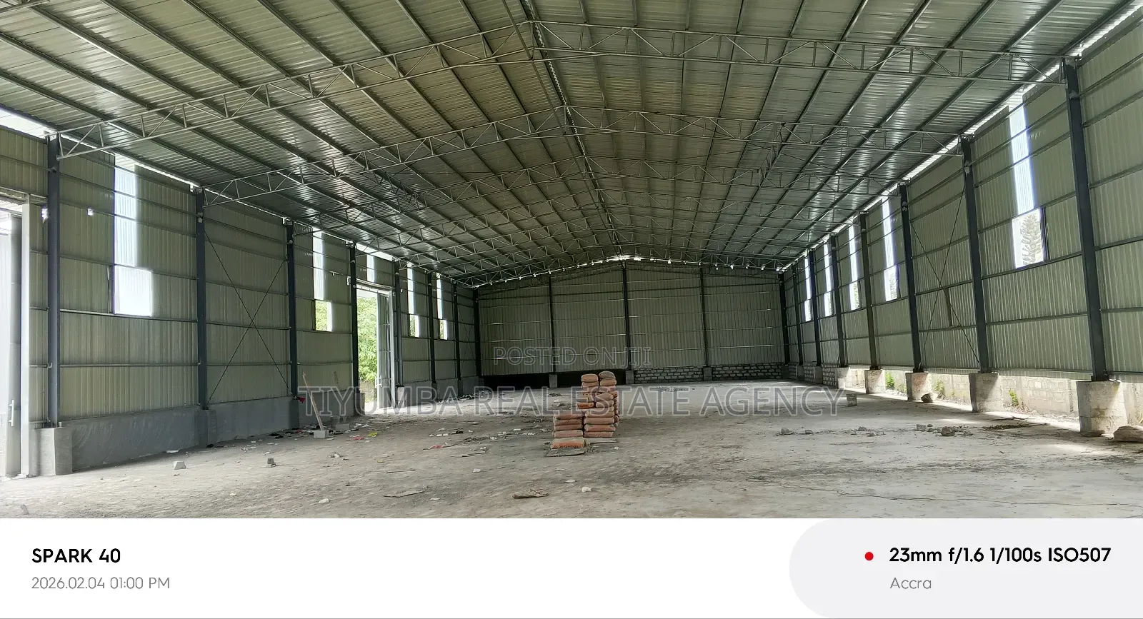 1200 SQM Warehouse for Rent at East Airport Spintex. in Spintex