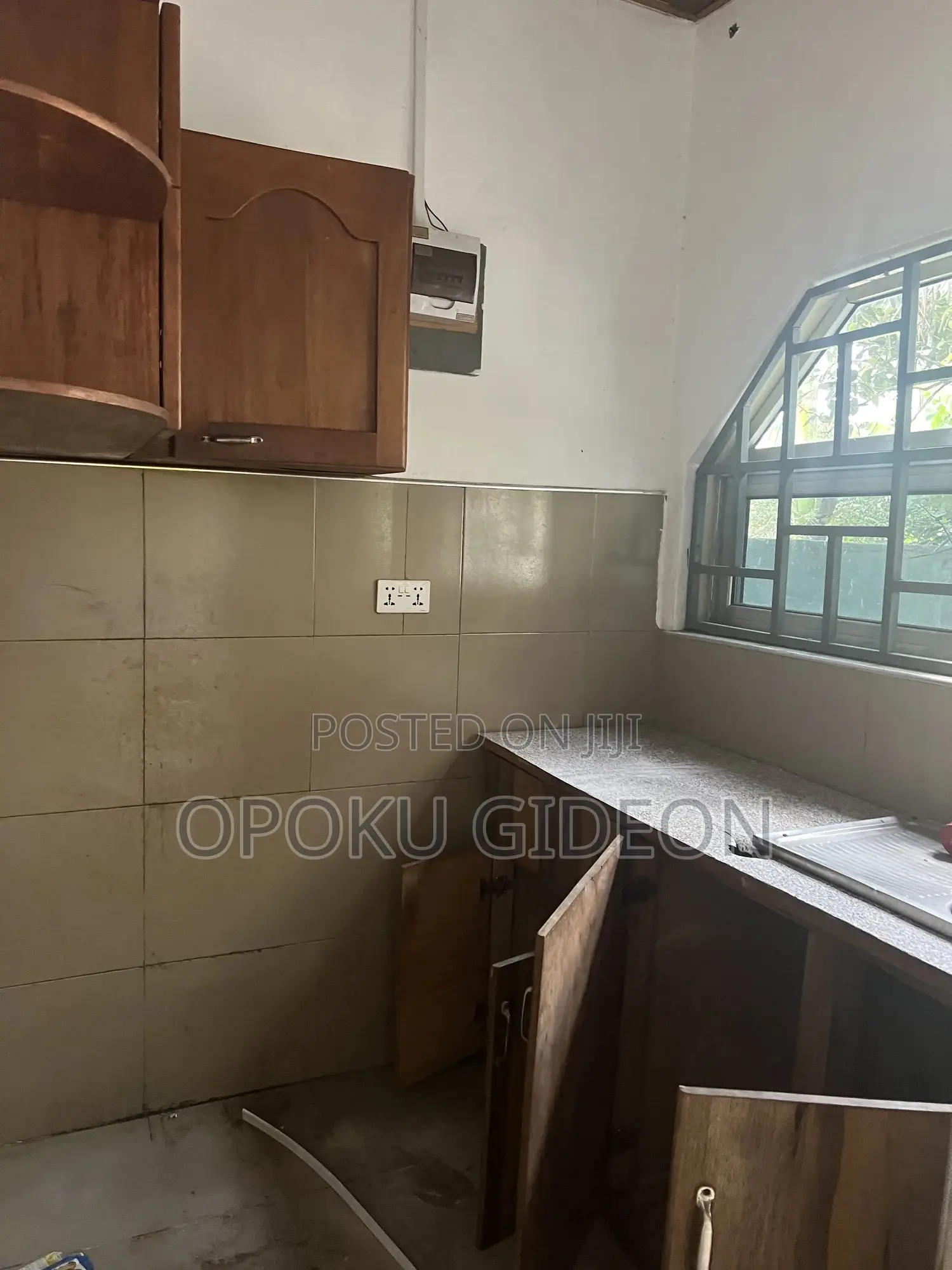 1bdrm Room & Parlour in Ablekuma for rent in Ablekuma