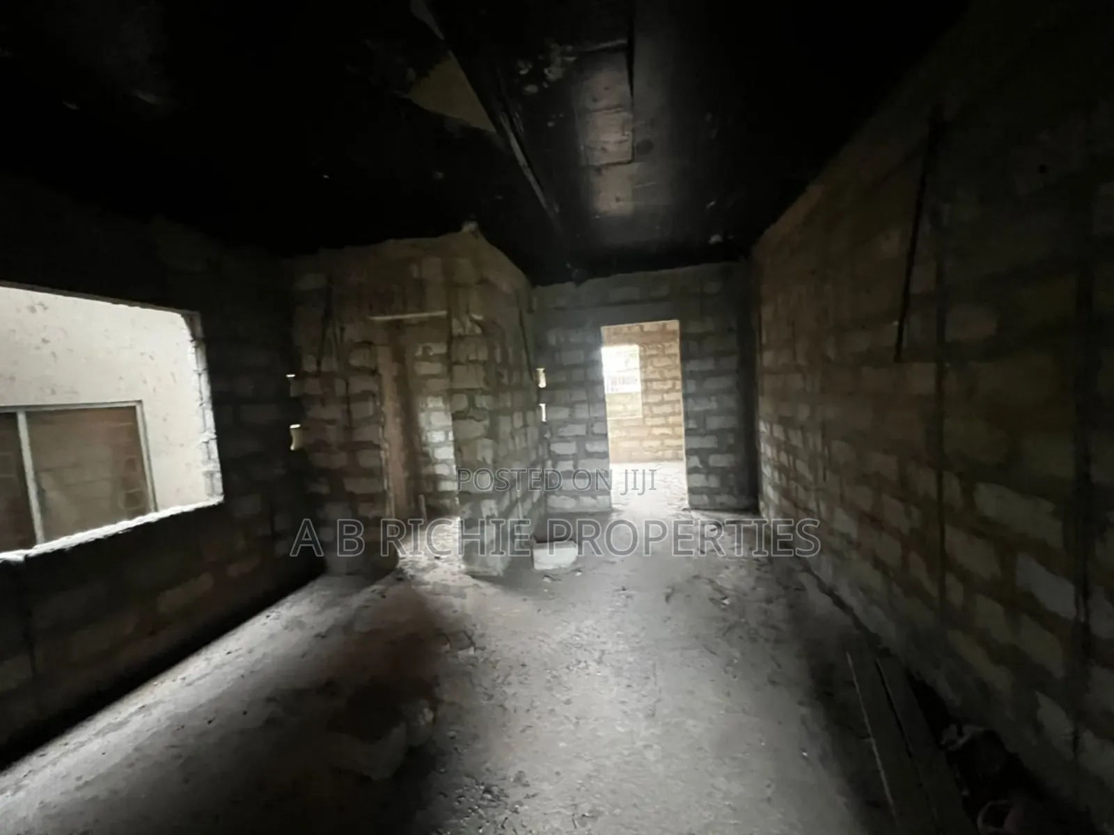 8bdrm Apartment in Ab Richie Properties, School Junction for sale in School Junction