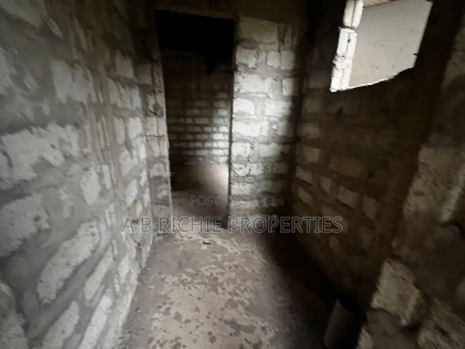 8bdrm Apartment in Ab Richie Properties, School Junction for sale in School Junction