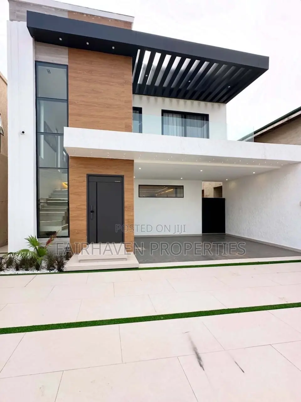 4bdrm House in East Legon for sale in East Legon