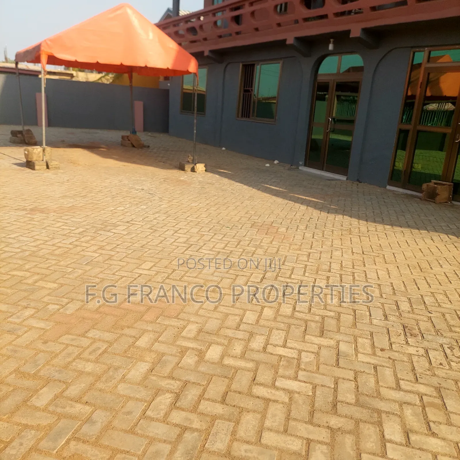 16bdrm House in Kg Franco Properties, Spintex for rent in Spintex