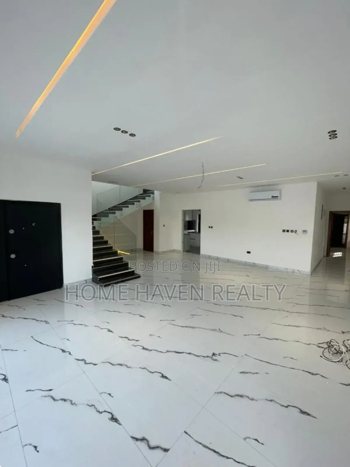 4bdrm House in Ayj Mensah, Oyarifa for sale in Oyarifa