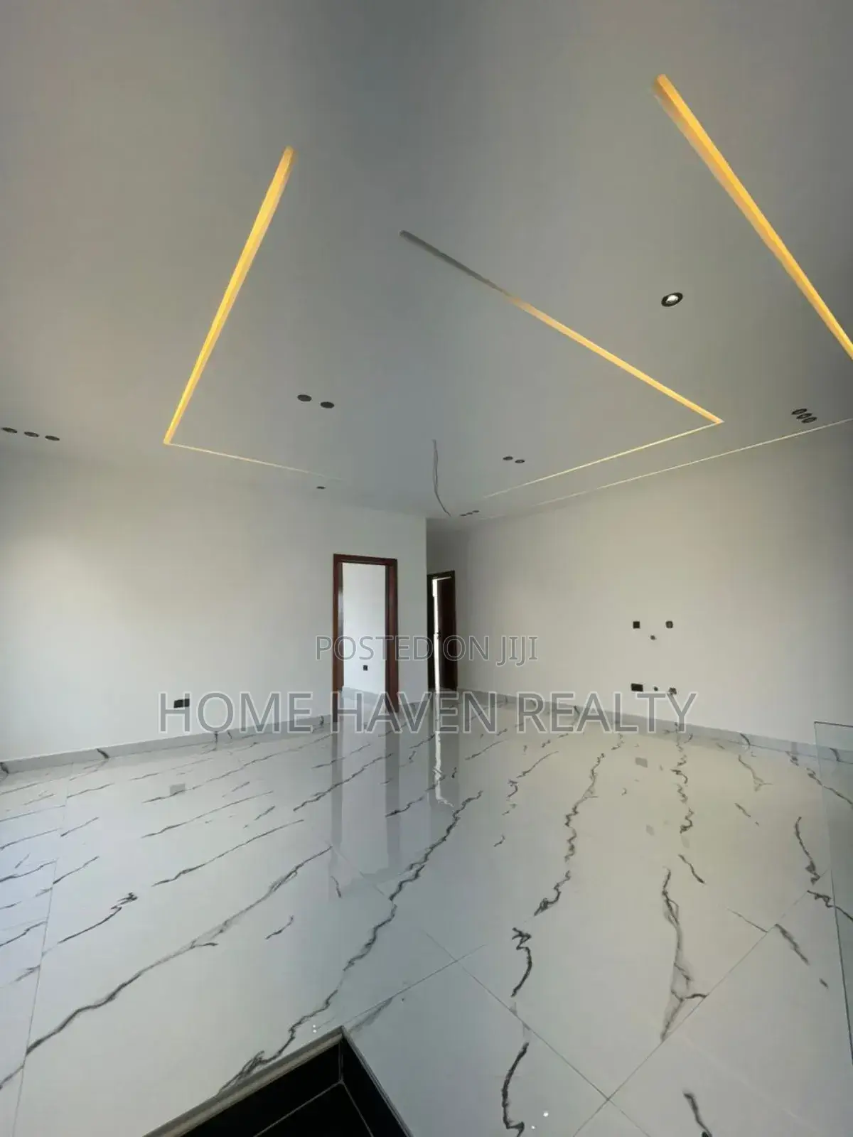 4bdrm House in Ayj Mensah, Oyarifa for sale in Oyarifa