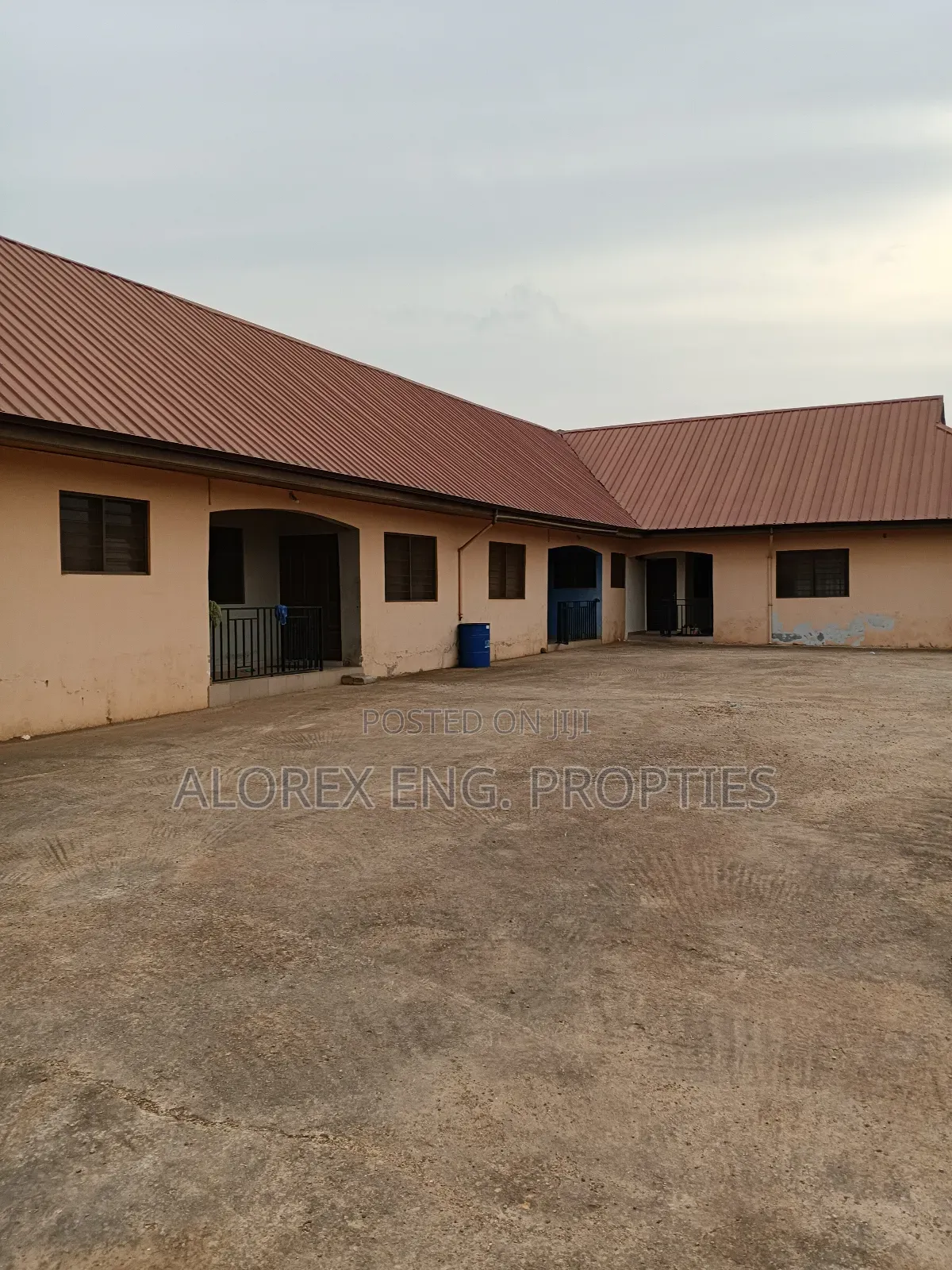2bdrm Apartment in Foster Home, Adenta for rent in Adenta