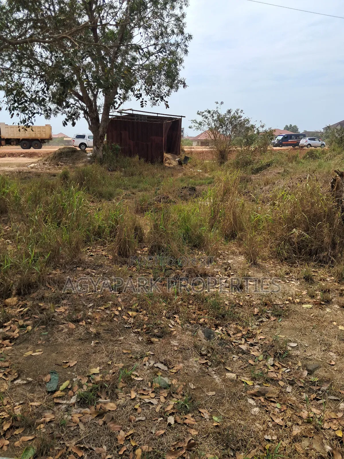 Roadside for Sale at Kantanka Junction Winiba Road in Amasaman