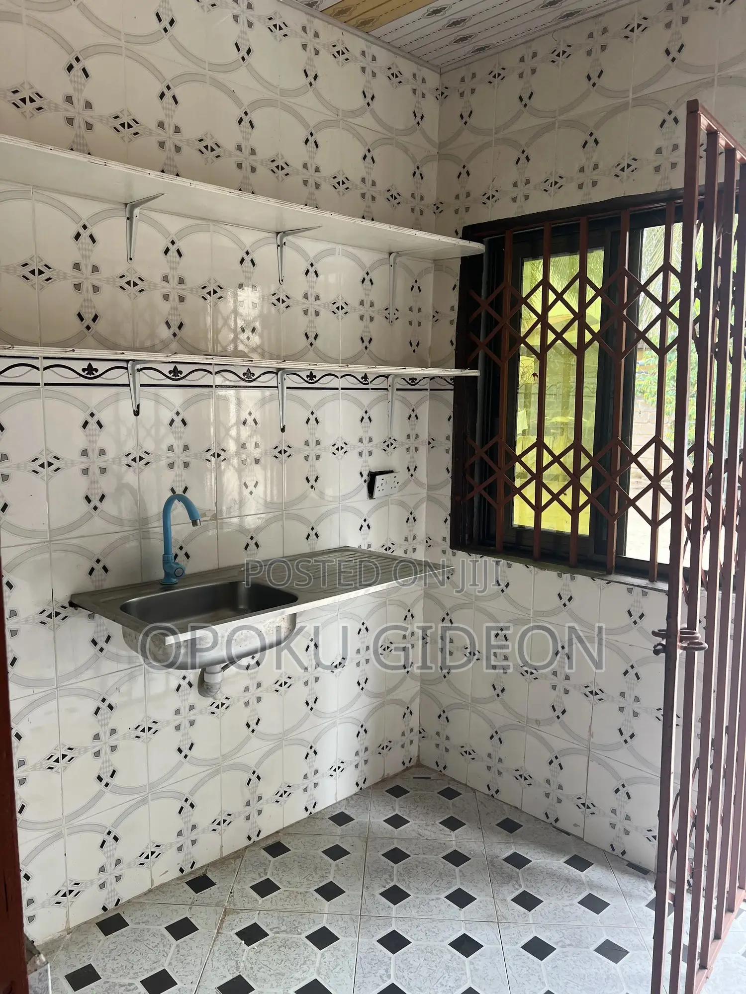 1bdrm Room & Parlour in Ablekuma for rent in Ablekuma