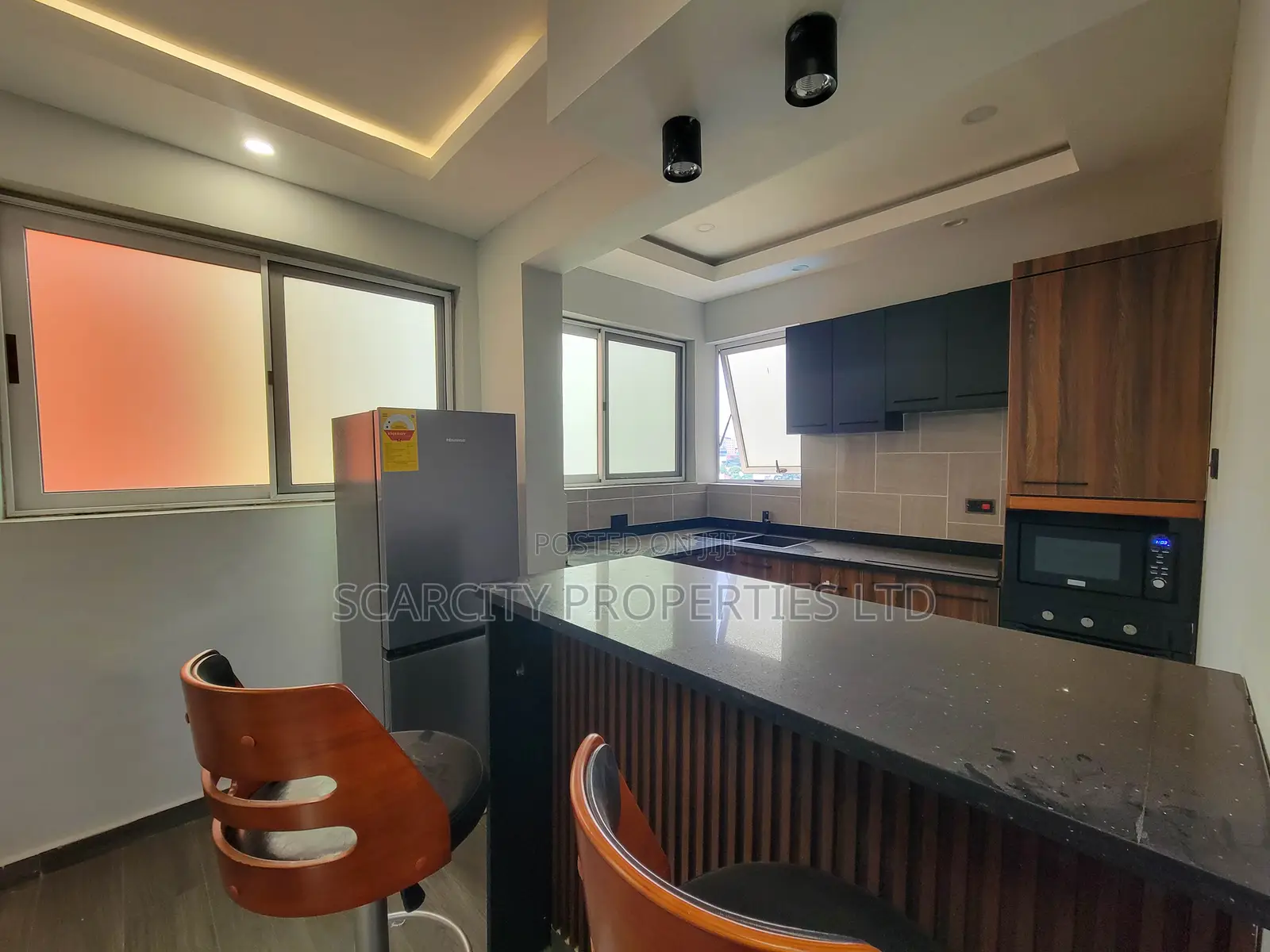 Furnished 2bdrm Apartment in Boundary Road Area for rent in Boundary Road Area