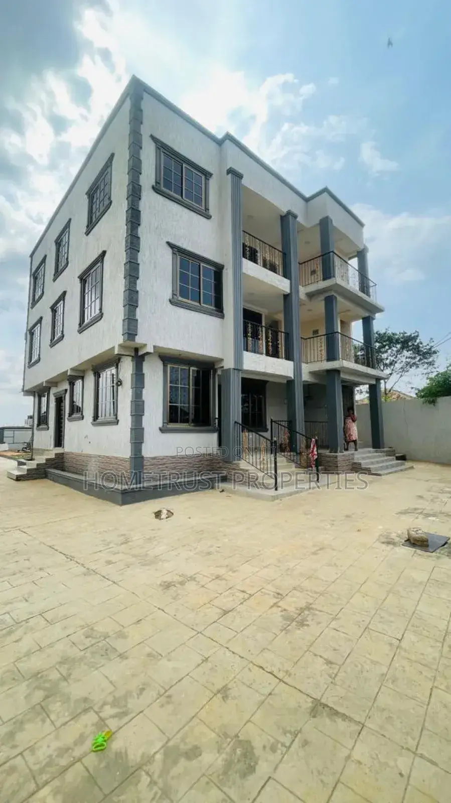 2bdrm Apartment in Hometrust Properties, Ablekuma for rent in Ablekuma