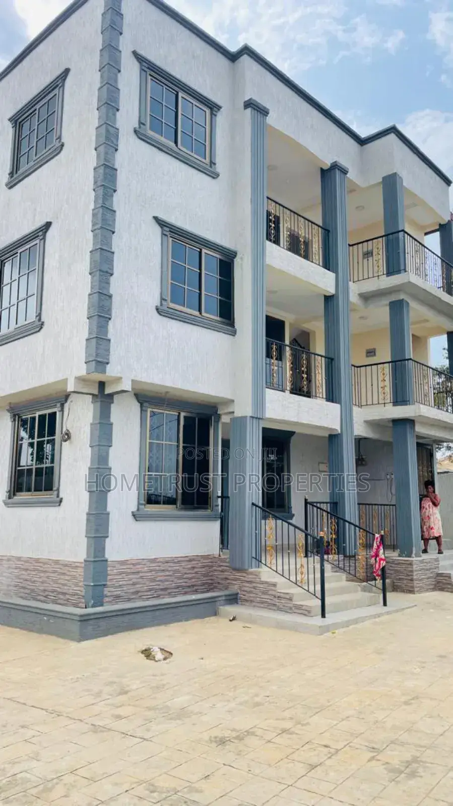 2bdrm Apartment in Hometrust Properties, Ablekuma for rent in Ablekuma