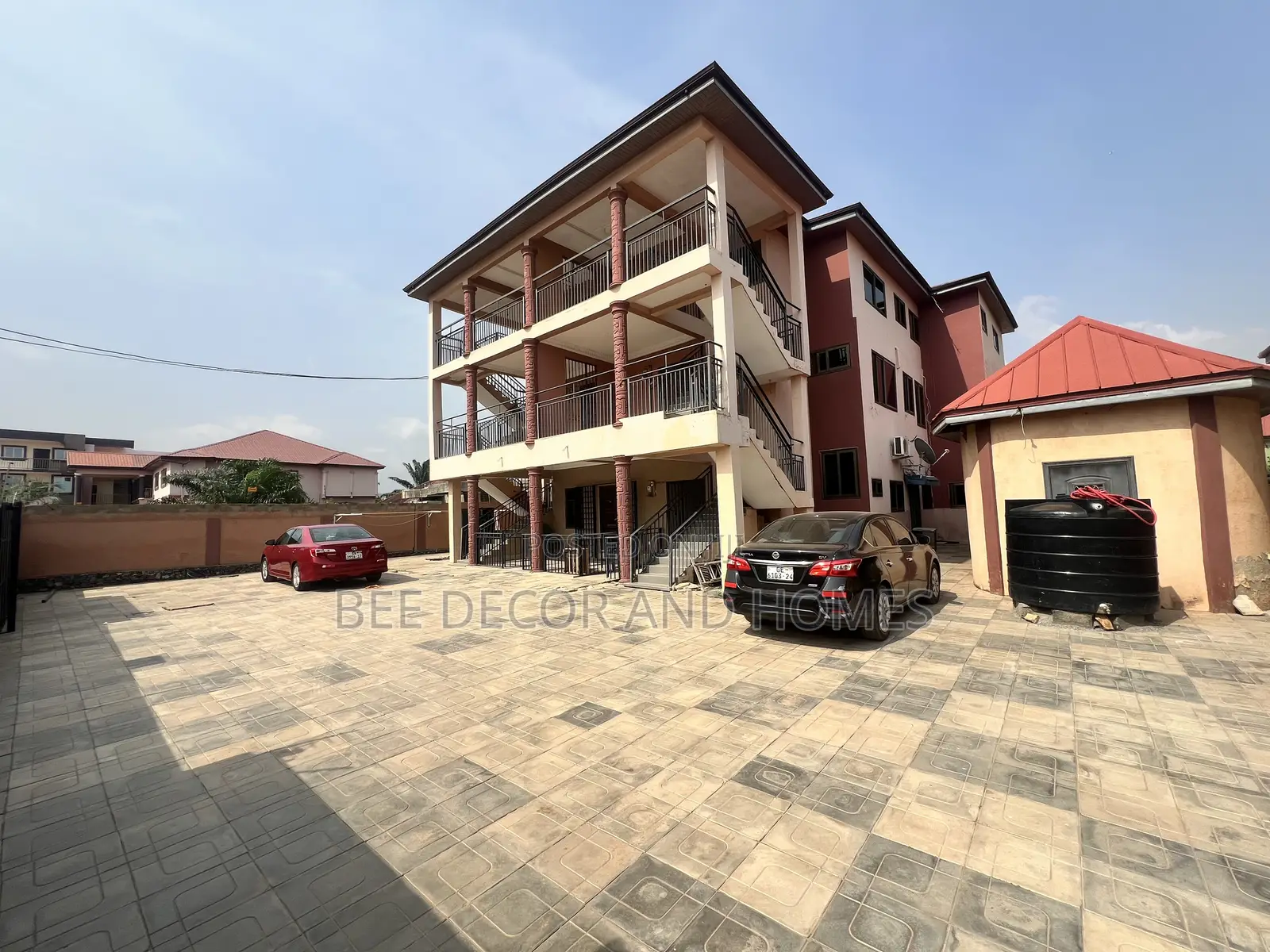 2bdrm Apartment in Bee Decor & Homes, Old Ashomang for rent in Old Ashomang