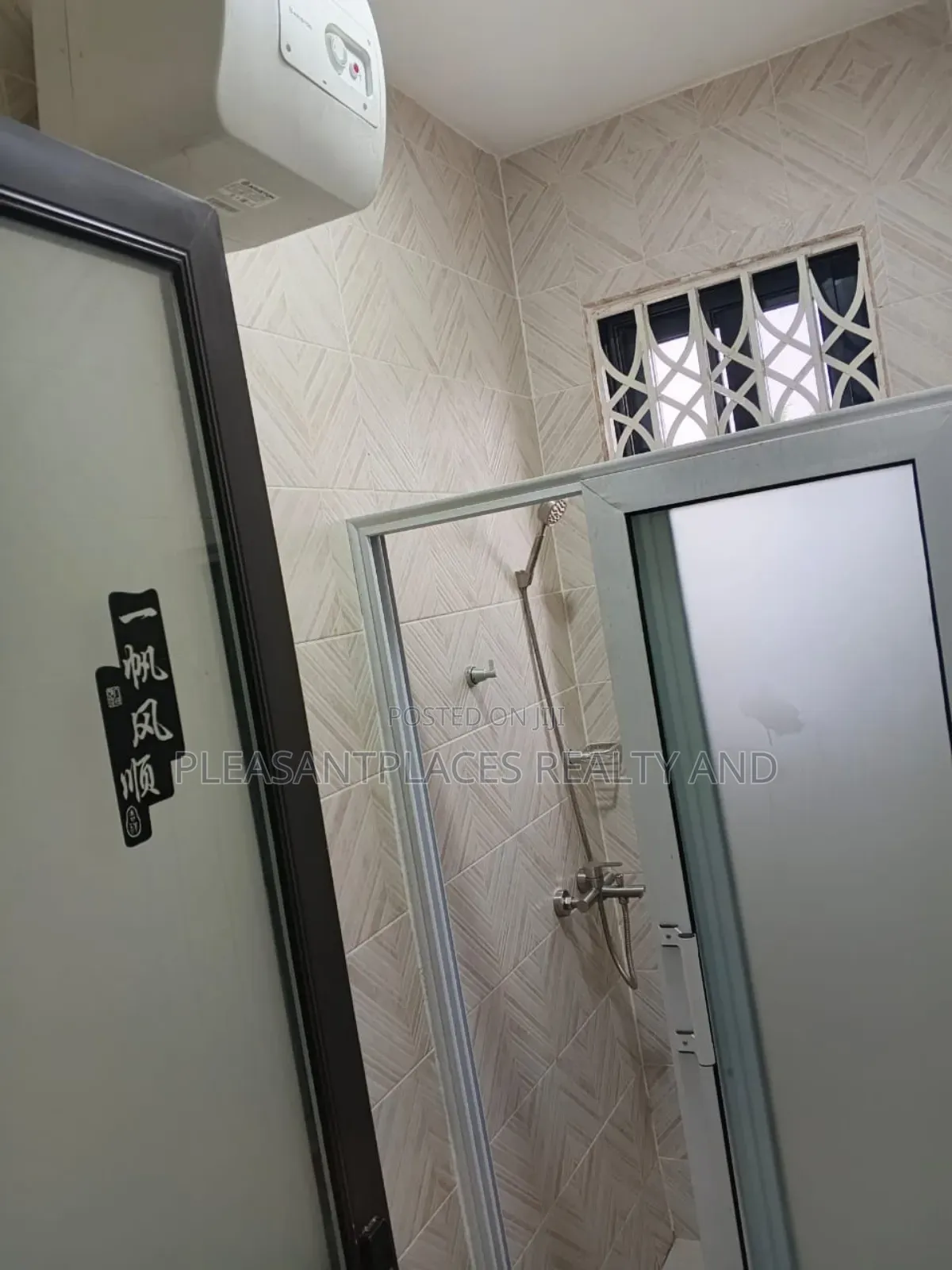2bdrm Apartment in Pleasantplaces, Adenta for rent in Adenta