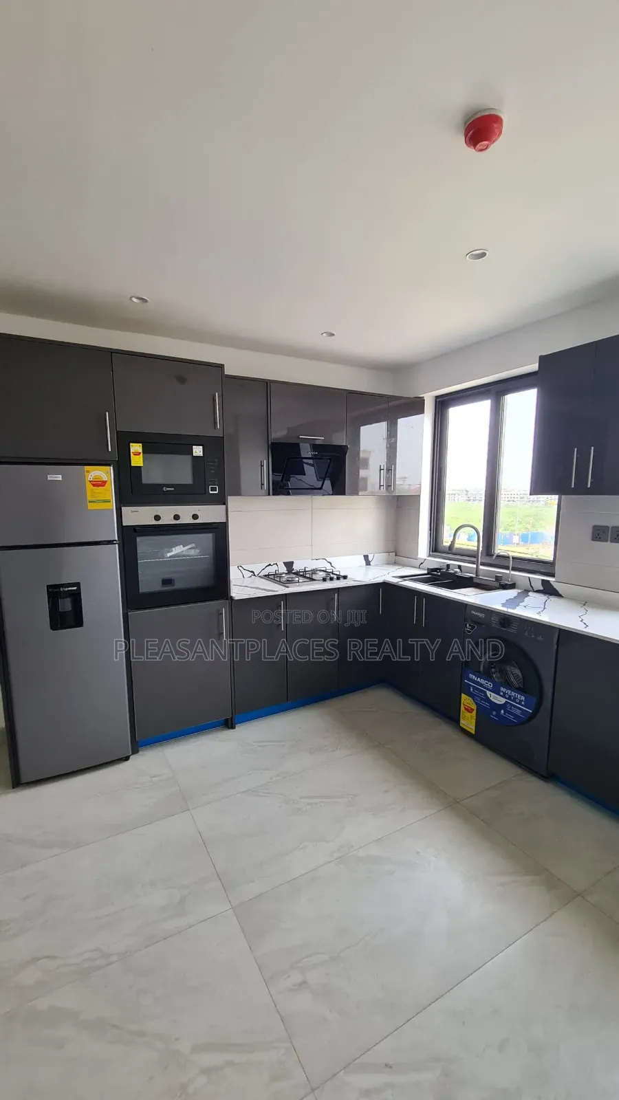 2bdrm Apartment in Pleasantplaces, Adenta for rent in Adenta